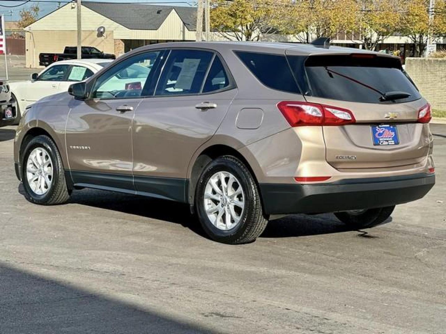 2019 COPPER CHEVROLET EQUINOX (2GNAXHEV3K6) with an L4,1.5L(91 CID),DOHC engine, AUTOMATIC transmission, located at 14600 Frazho Road, Warren, MI, 48089, (586) 776-3400, 42.485996, -82.974220 - Photo#7