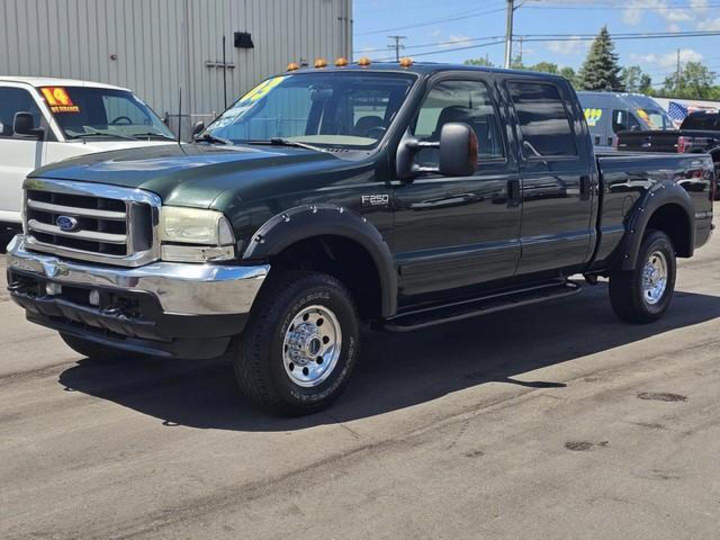 2003 GREEN FORD F-250 SUPER DUTY (1FTNW21L23E) with an V8,5.4L(330 CID),SOHC engine, AUTOMATIC transmission, located at 14600 Frazho Road, Warren, MI, 48089, (586) 776-3400, 42.485996, -82.974220 - Photo#0