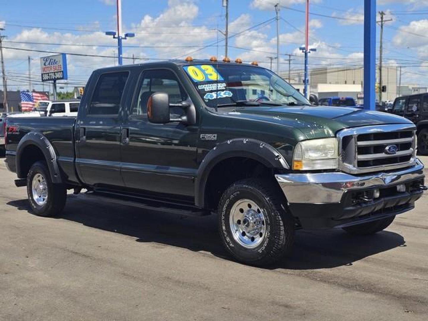 2003 GREEN FORD F-250 SUPER DUTY (1FTNW21L23E) with an V8,5.4L(330 CID),SOHC engine, AUTOMATIC transmission, located at 14600 Frazho Road, Warren, MI, 48089, (586) 776-3400, 42.485996, -82.974220 - Photo#2