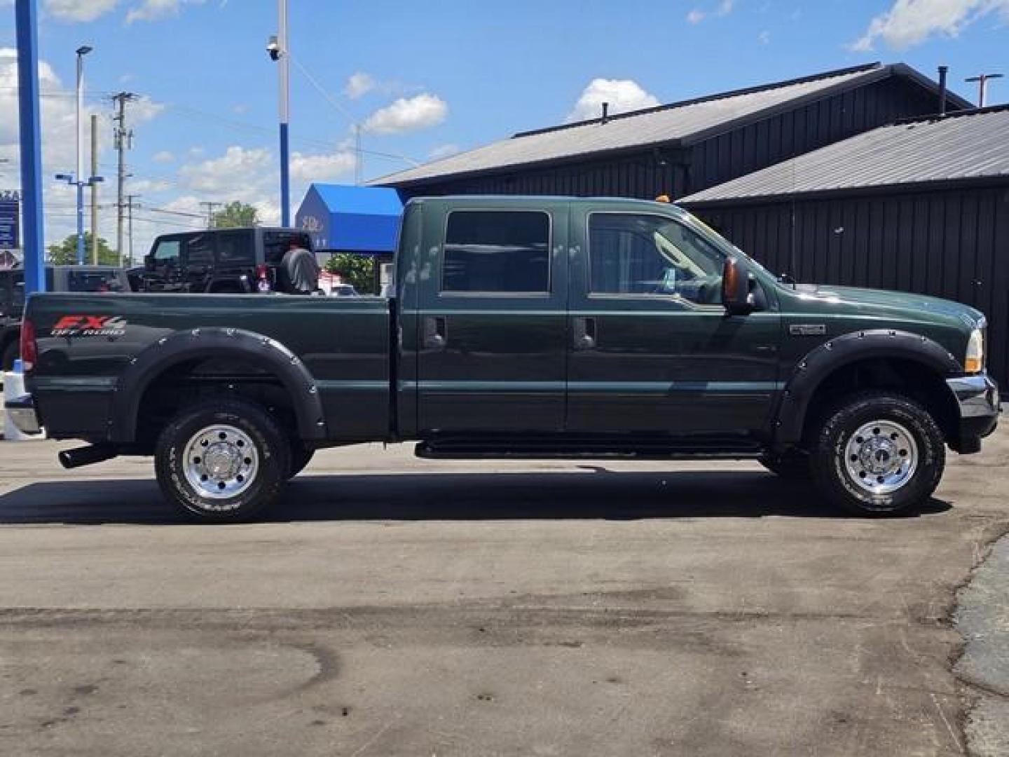 2003 GREEN FORD F-250 SUPER DUTY (1FTNW21L23E) with an V8,5.4L(330 CID),SOHC engine, AUTOMATIC transmission, located at 14600 Frazho Road, Warren, MI, 48089, (586) 776-3400, 42.485996, -82.974220 - Photo#3