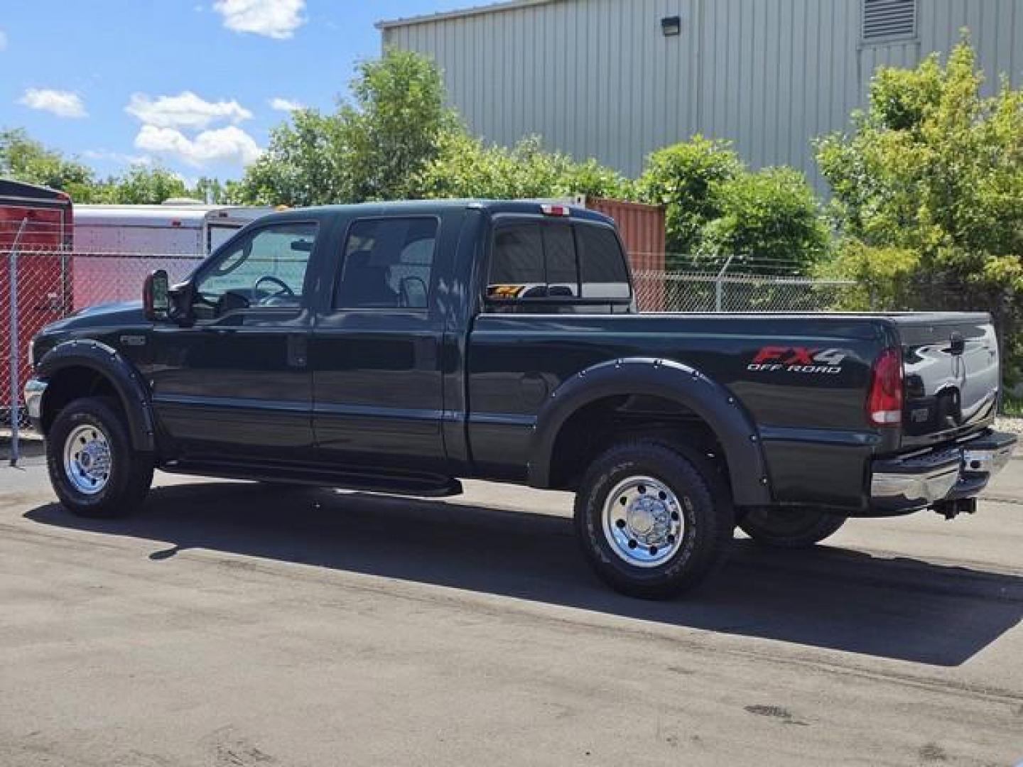 2003 GREEN FORD F-250 SUPER DUTY (1FTNW21L23E) with an V8,5.4L(330 CID),SOHC engine, AUTOMATIC transmission, located at 14600 Frazho Road, Warren, MI, 48089, (586) 776-3400, 42.485996, -82.974220 - Photo#6