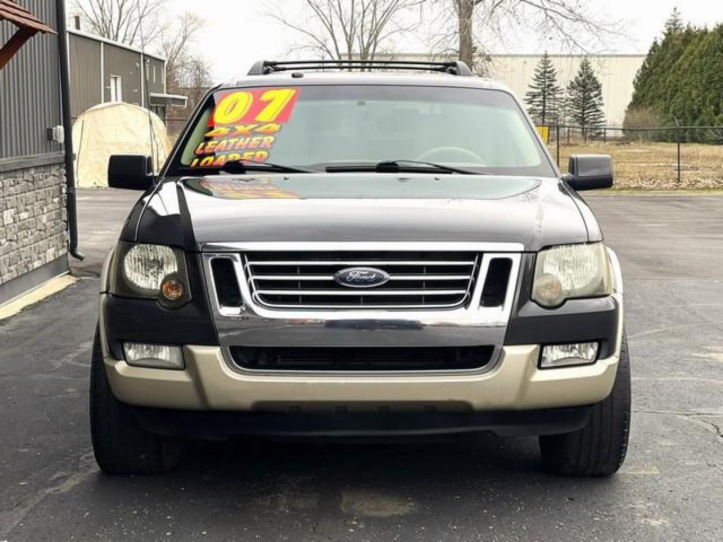 2007 GREY FORD EXPLORER (1FMEU74EX7U) with an V6,4.0L(245 CID),SOHC engine, AUTOMATIC transmission, located at 14600 Frazho Road, Warren, MI, 48089, (586) 776-3400, 42.485996, -82.974220 - Photo#2