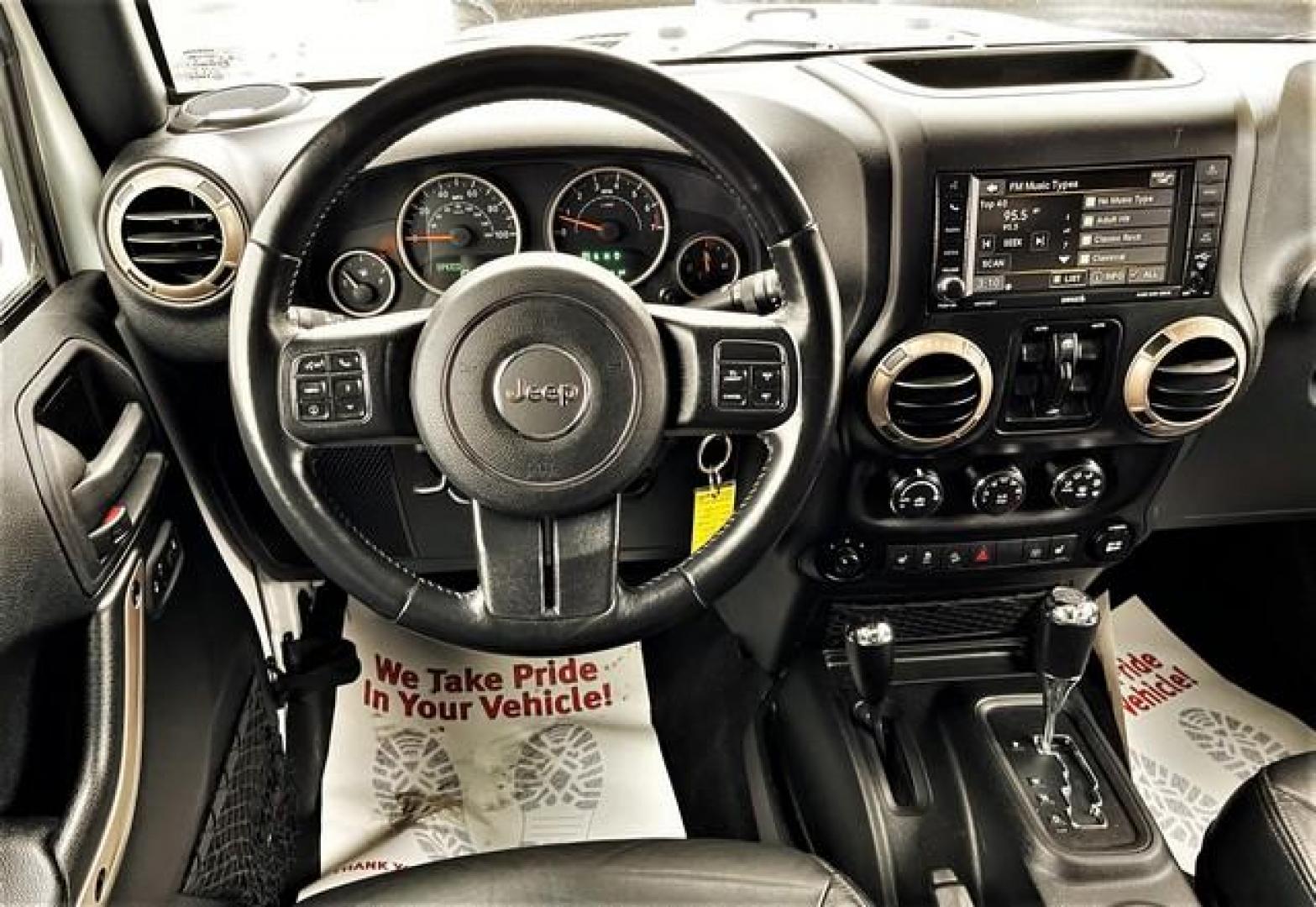 2017 WHITE JEEP WRANGLER (1C4BJWEGXHL) with an V6,3.6L(220 CID),DOHC engine, AUTOMATIC transmission, located at 14600 Frazho Road, Warren, MI, 48089, (586) 776-3400, 42.485996, -82.974220 - Photo#12