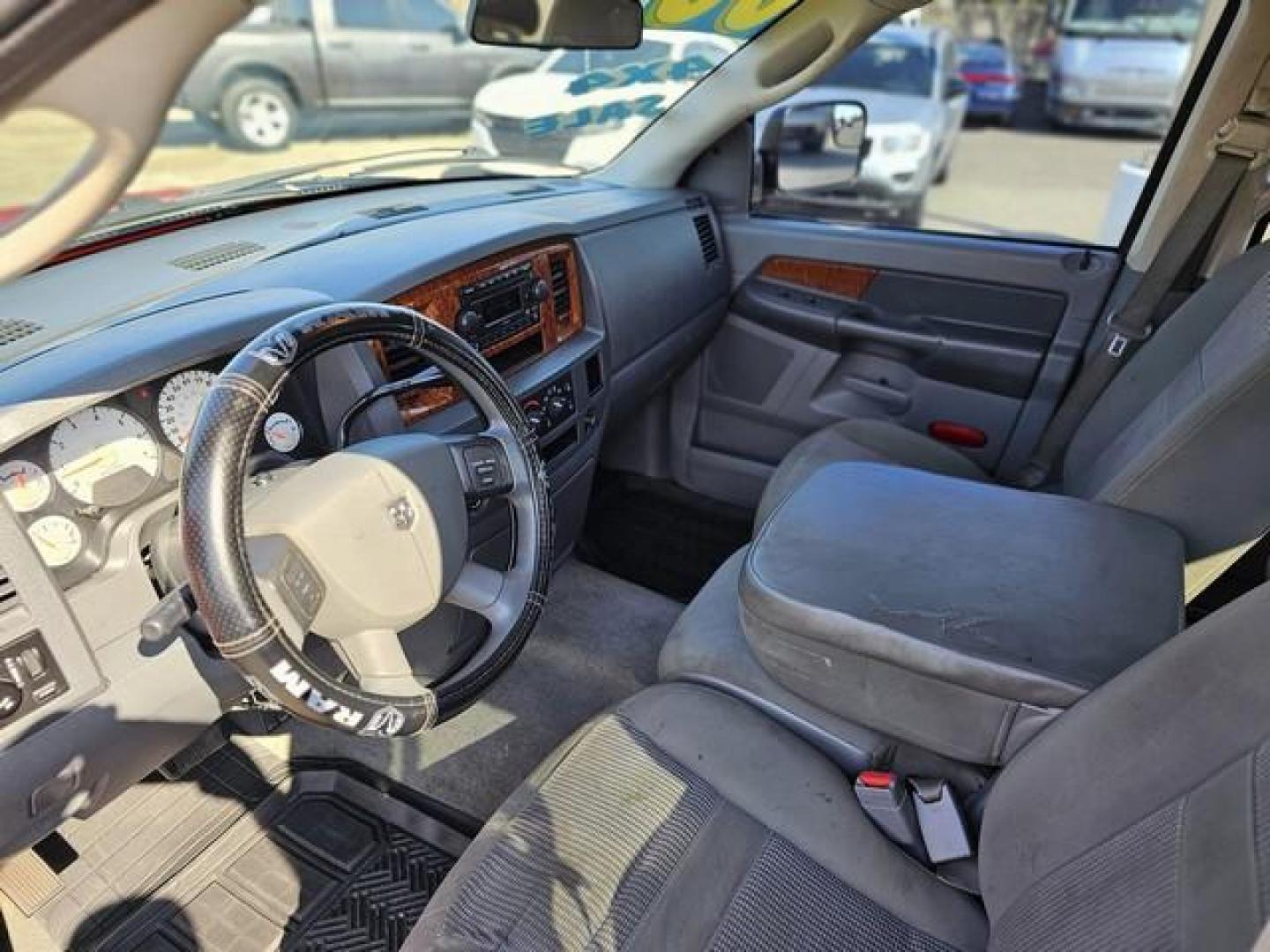 2006 RED DODGE RAM 1500 PICKUP (1D7HU18276S) with an V8,5.7L(345 CID),OHV engine, AUTOMATIC transmission, located at 14600 Frazho Road, Warren, MI, 48089, (586) 776-3400, 42.485996, -82.974220 - Photo#14