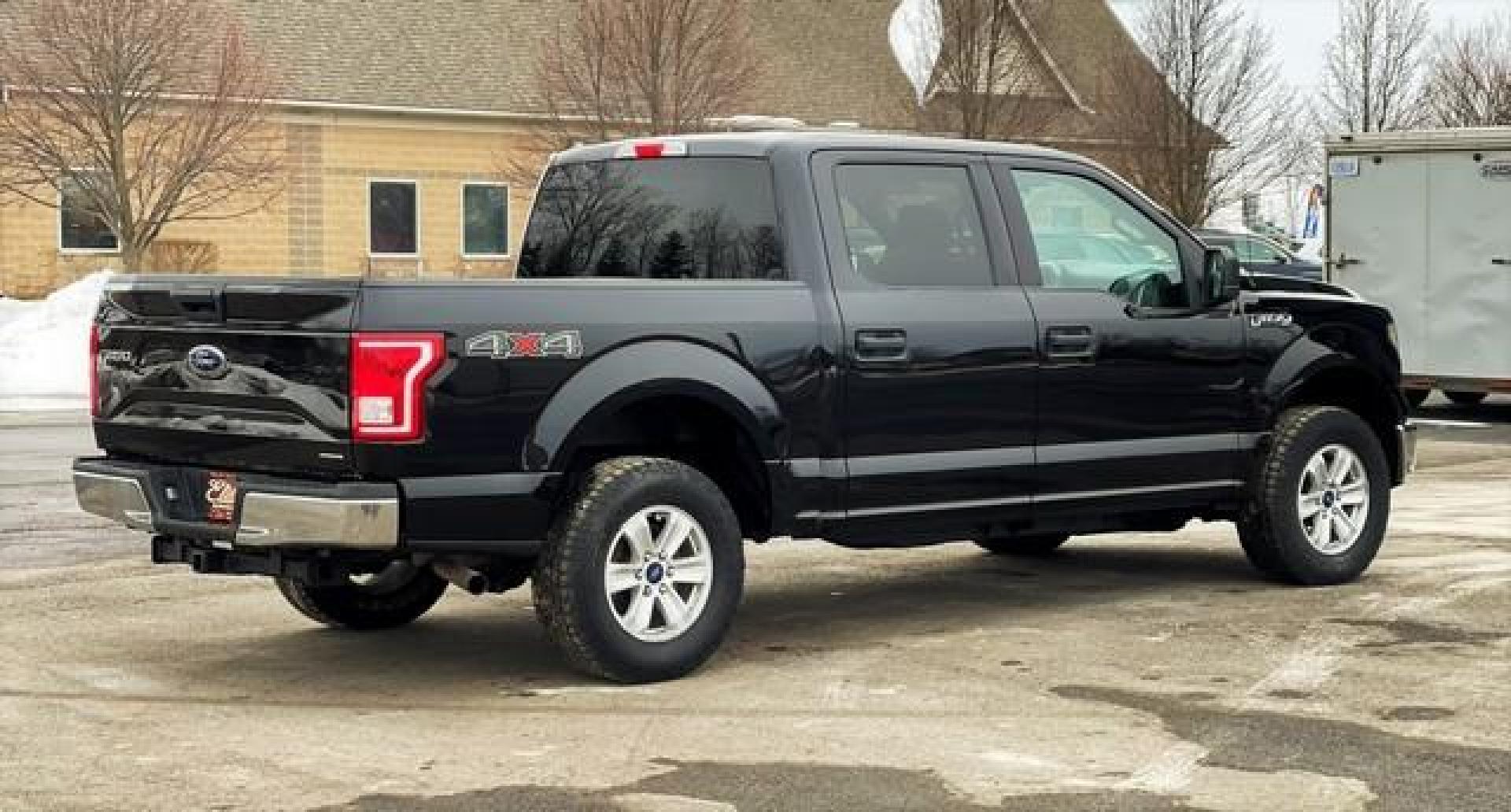 2016 BLACK FORD F-150 (1FTEW1E80GF) with an V6,3.5L(213 CID),DOHC engine, AUTOMATIC transmission, located at 14600 Frazho Road, Warren, MI, 48089, (586) 776-3400, 42.485996, -82.974220 - Photo#5