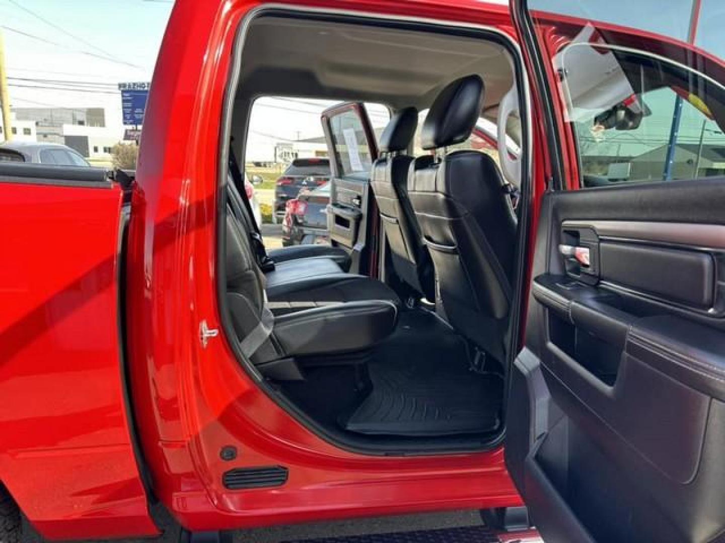 2016 RED RAM 1500 (1C6RR7MT4GS) with an V8,5.7L(345 CID),OHV engine, AUTOMATIC transmission, located at 14600 Frazho Road, Warren, MI, 48089, (586) 776-3400, 42.485996, -82.974220 - Photo#11