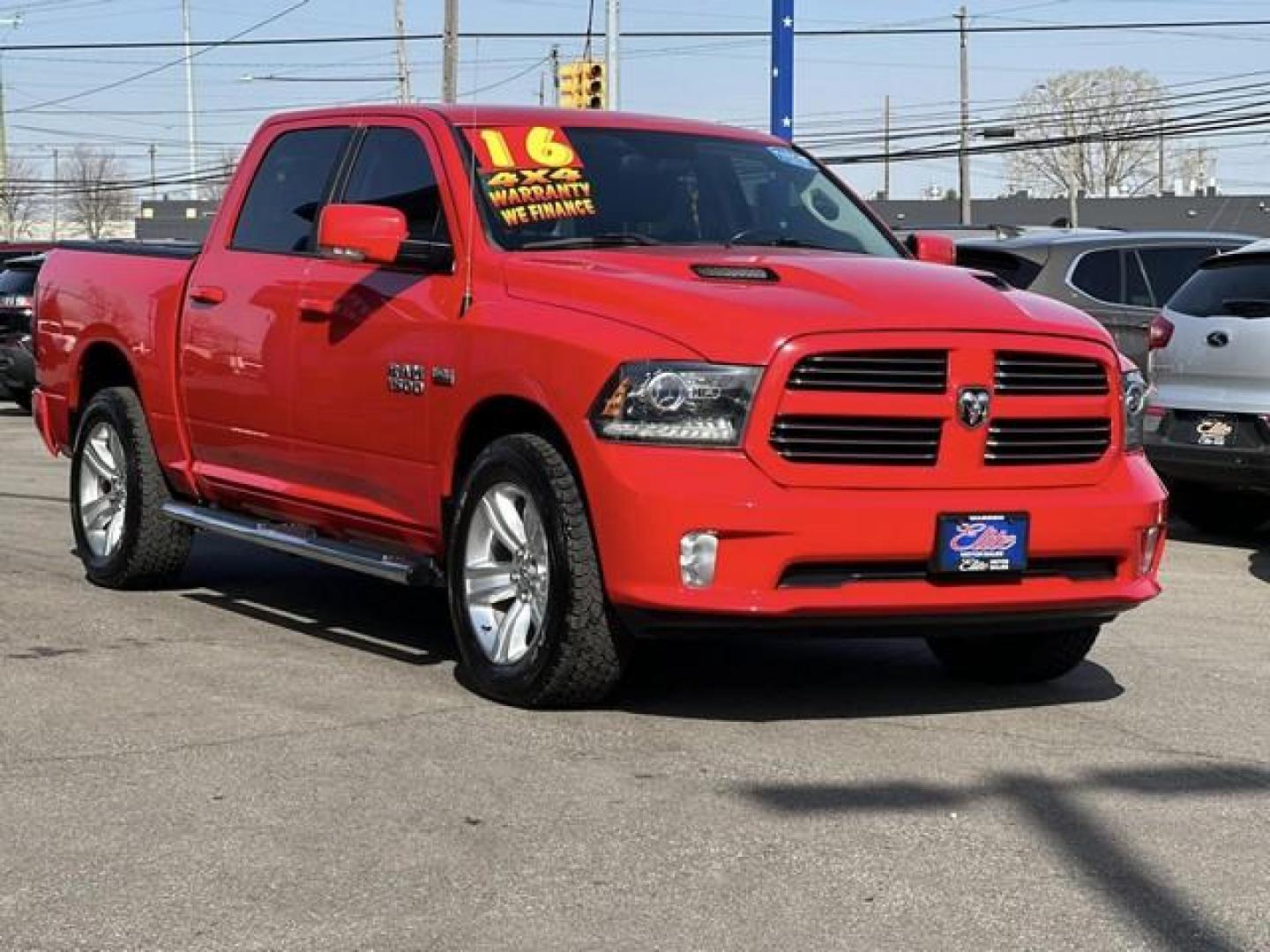 2016 RED RAM 1500 (1C6RR7MT4GS) with an V8,5.7L(345 CID),OHV engine, AUTOMATIC transmission, located at 14600 Frazho Road, Warren, MI, 48089, (586) 776-3400, 42.485996, -82.974220 - Photo#2