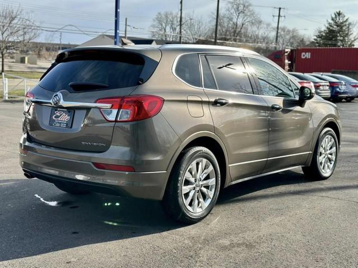 2018 BROWN BUICK ENVISION (LRBFX1SA7JD) with an L4,2.5L(153 CID),DOHC engine, AUTOMATIC transmission, located at 14600 Frazho Road, Warren, MI, 48089, (586) 776-3400, 42.485996, -82.974220 - Photo#5