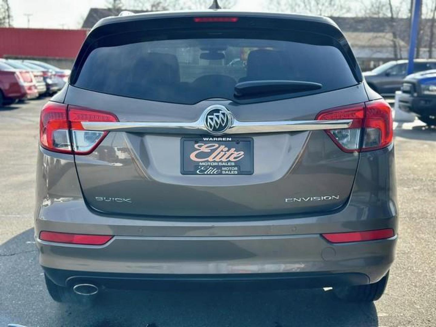 2018 BROWN BUICK ENVISION (LRBFX1SA7JD) with an L4,2.5L(153 CID),DOHC engine, AUTOMATIC transmission, located at 14600 Frazho Road, Warren, MI, 48089, (586) 776-3400, 42.485996, -82.974220 - Photo#6