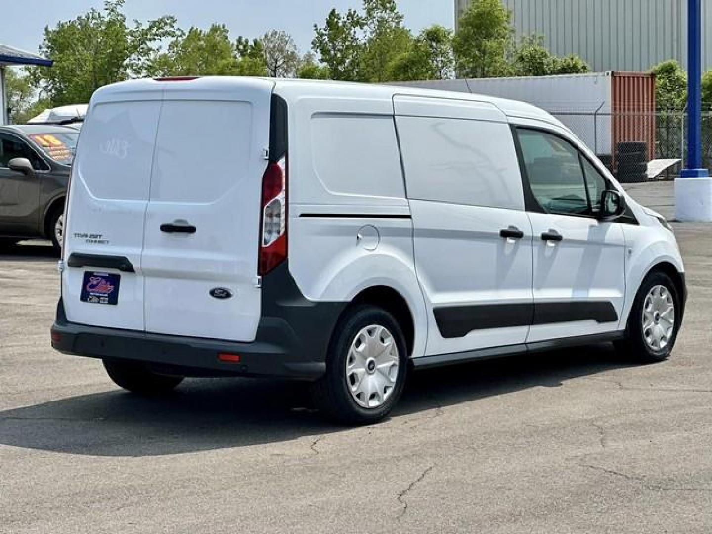 2017 WHITE FORD TRANSIT CONNECT (NM0LS7E78H1) with an L4,2.5L(152 CID),DOHC engine, AUTOMATIC transmission, located at 14600 Frazho Road, Warren, MI, 48089, (586) 776-3400, 42.485996, -82.974220 - Photo#4