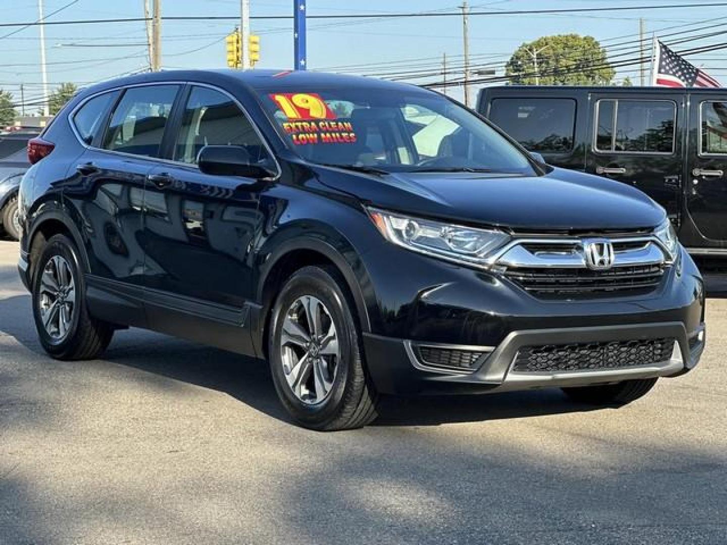 2019 BLACK HONDA CR-V (2HKRW5H39KH) with an L4,2.4L(144 CID),DOHC engine, AUTOMATIC transmission, located at 14600 Frazho Road, Warren, MI, 48089, (586) 776-3400, 42.485996, -82.974220 - Photo#2