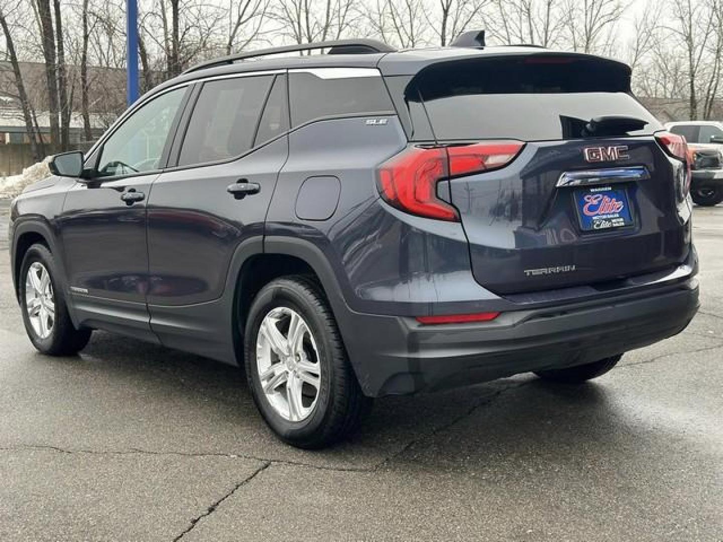 2019 BLUE GMC TERRAIN (3GKALMEV5KL) with an L4,1.5L(91 CID),DOHC engine, AUTOMATIC transmission, located at 14600 Frazho Road, Warren, MI, 48089, (586) 776-3400, 42.485996, -82.974220 - Photo#6