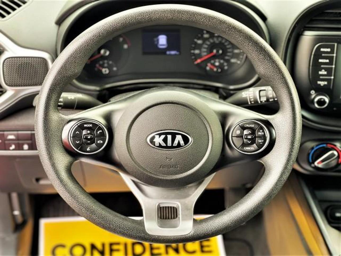 2020 RED KIA SOUL (KNDJ23AUXL7) with an L4,2.0L(122 CID), engine, AUTOMATIC transmission, located at 14600 Frazho Road, Warren, MI, 48089, (586) 776-3400, 42.485996, -82.974220 - Photo#11