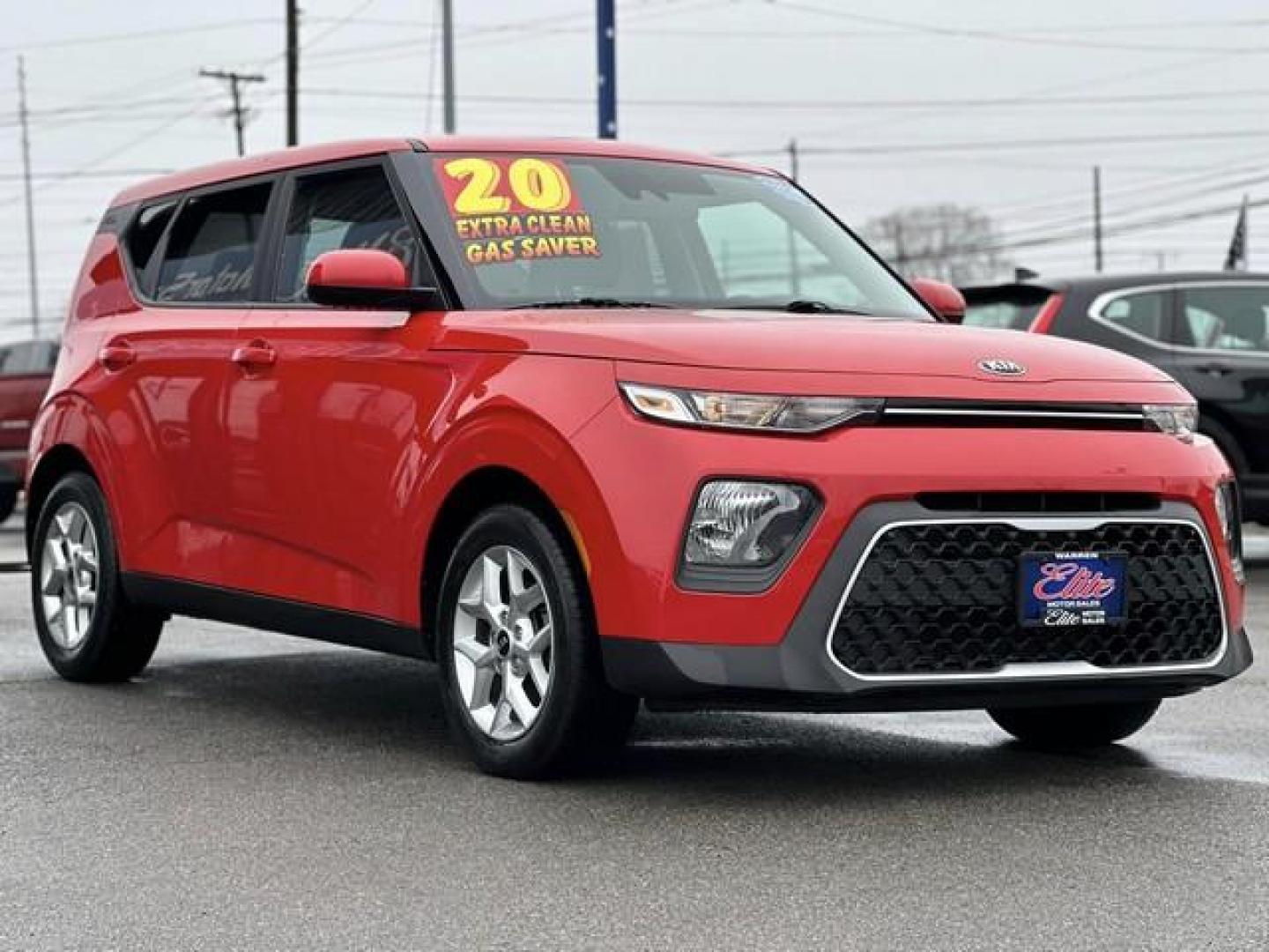 2020 RED KIA SOUL (KNDJ23AUXL7) with an L4,2.0L(122 CID), engine, AUTOMATIC transmission, located at 14600 Frazho Road, Warren, MI, 48089, (586) 776-3400, 42.485996, -82.974220 - Photo#2