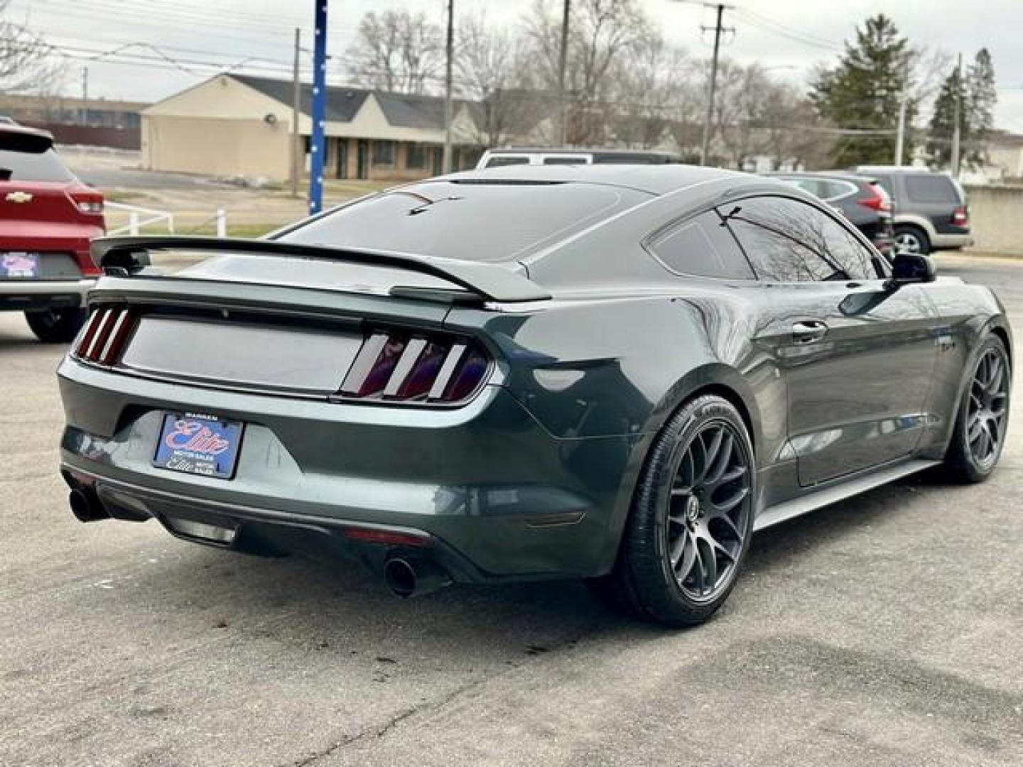 2016 GUARD METTALIC FORD MUSTANG (1FA6P8CF1G5) with an V8,5.0L(302 CID),DOHC engine, AUTOMATIC transmission, located at 14600 Frazho Road, Warren, MI, 48089, (586) 776-3400, 42.485996, -82.974220 - Photo#4