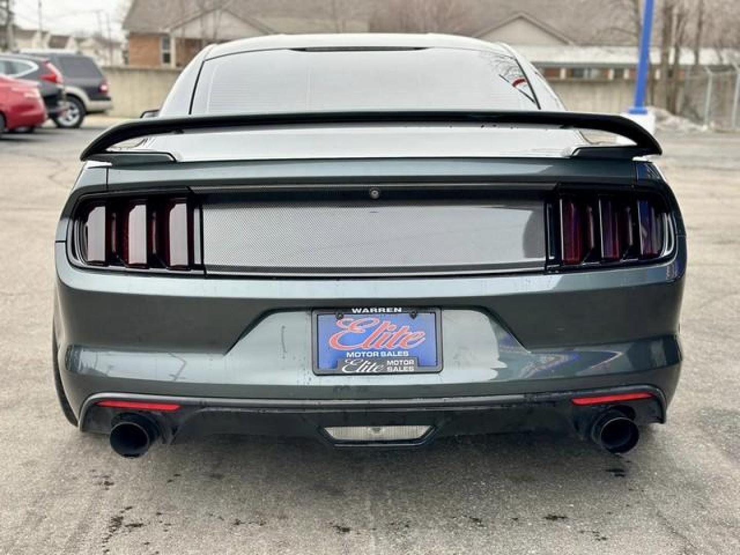 2016 GUARD METTALIC FORD MUSTANG (1FA6P8CF1G5) with an V8,5.0L(302 CID),DOHC engine, AUTOMATIC transmission, located at 14600 Frazho Road, Warren, MI, 48089, (586) 776-3400, 42.485996, -82.974220 - Photo#5