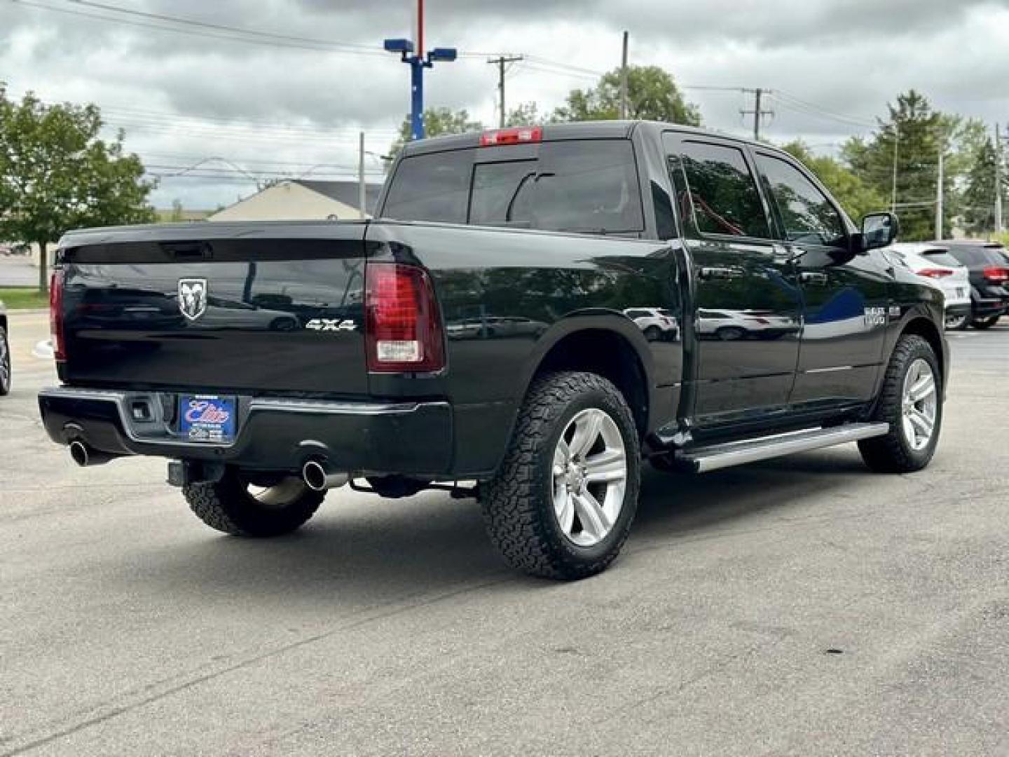 2016 BLACK RAM 1500 (1C6RR7MT3GS) with an V8,5.7L(345 CID),OHV engine, AUTOMATIC transmission, located at 14600 Frazho Road, Warren, MI, 48089, (586) 776-3400, 42.485996, -82.974220 - Photo#4