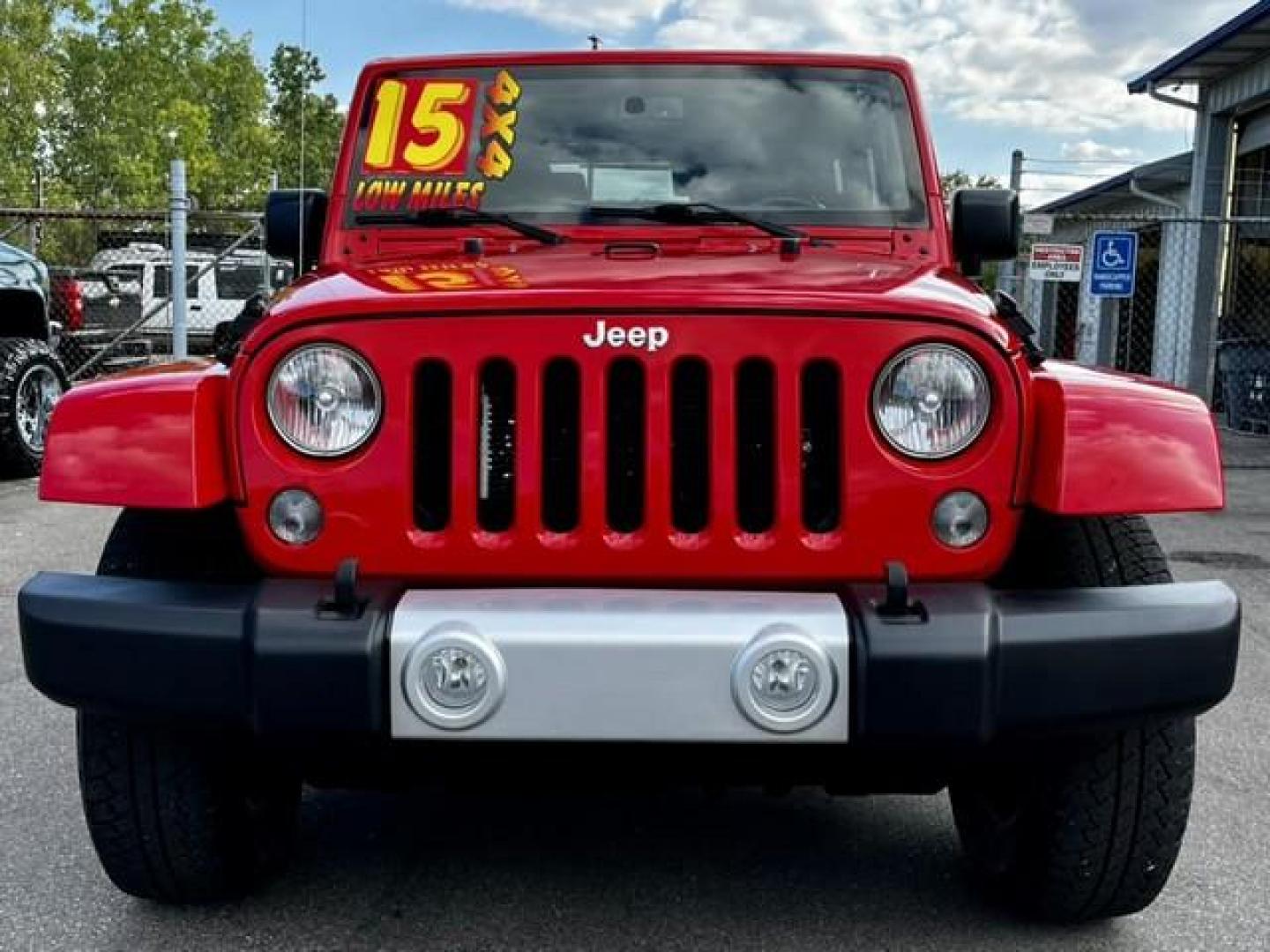 2015 FIRECRACKER RED JEEP WRANGLER (1C4AJWBG5FL) with an V6,3.6L(220 CID),DOHC engine, AUTOMATIC transmission, located at 14600 Frazho Road, Warren, MI, 48089, (586) 776-3400, 42.485996, -82.974220 - Photo#1