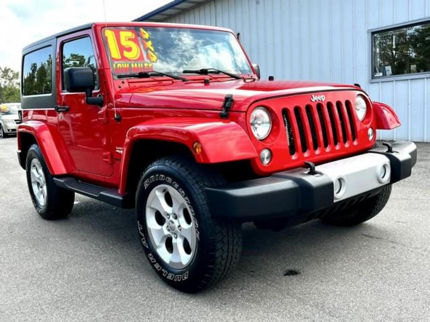 2015 FIRECRACKER RED JEEP WRANGLER (1C4AJWBG5FL) with an V6,3.6L(220 CID),DOHC engine, AUTOMATIC transmission, located at 14600 Frazho Road, Warren, MI, 48089, (586) 776-3400, 42.485996, -82.974220 - Photo#2