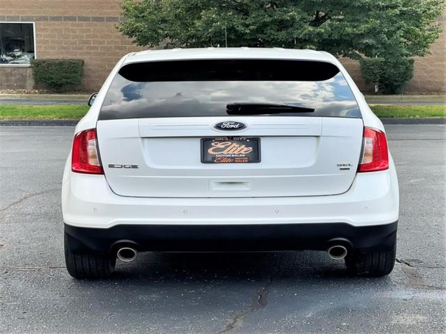 2014 WHITE FORD EDGE (2FMDK4JC5EB) with an V6,3.5L(213 CID),DOHC engine, AUTOMATIC transmission, located at 14600 Frazho Road, Warren, MI, 48089, (586) 776-3400, 42.485996, -82.974220 - Photo#5