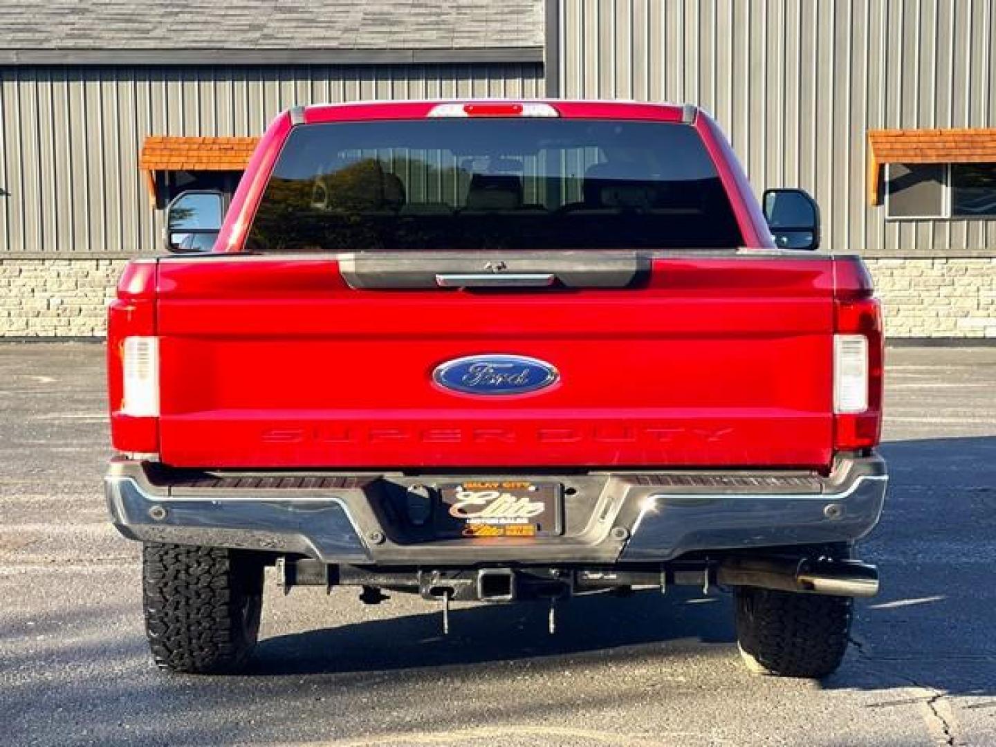 2017 RED FORD F-250 SUPER DUTY (1FT7X2BT1HE) with an V8,6.7L(406 CID),OHV engine, AUTOMATIC transmission, located at 14600 Frazho Road, Warren, MI, 48089, (586) 776-3400, 42.485996, -82.974220 - Photo#4