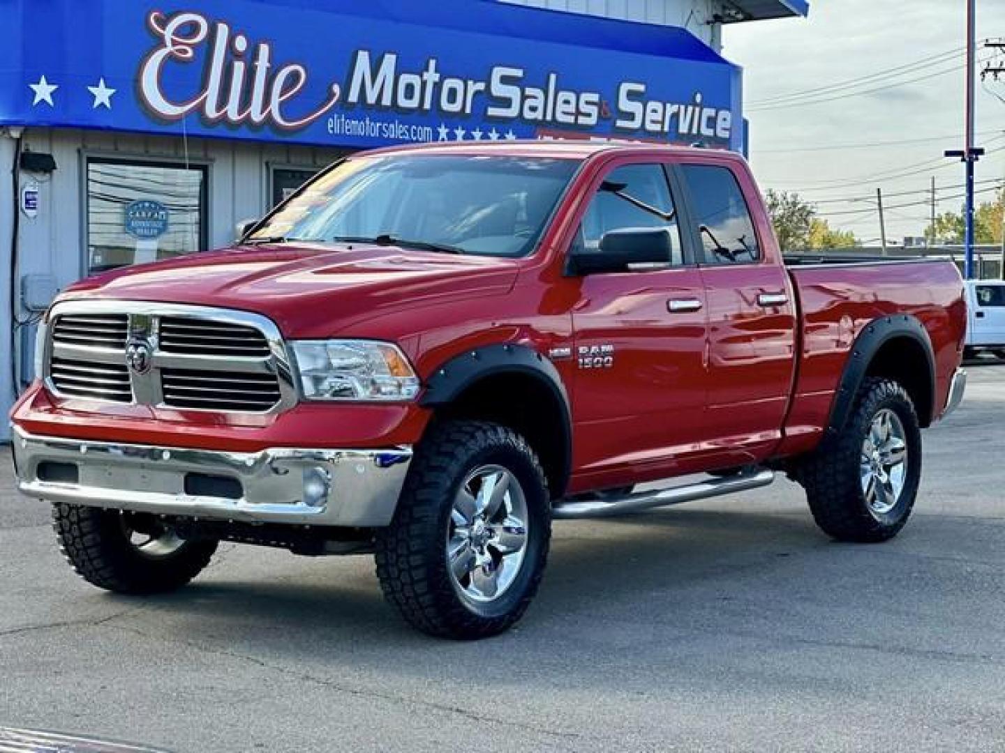 2017 FLAME RED RAM 1500 (1C6RR7GT1HS) with an V8,5.7L(345 CID),OHV engine, AUTOMATIC transmission, located at 14600 Frazho Road, Warren, MI, 48089, (586) 776-3400, 42.485996, -82.974220 - Photo#0