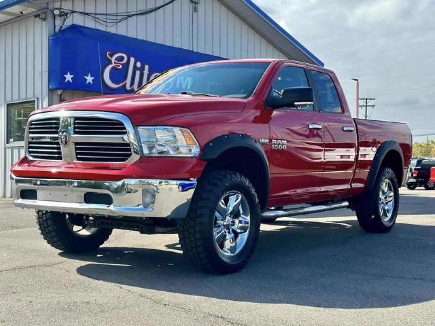 2017 FLAME RED RAM 1500 (1C6RR7GT1HS) with an V8,5.7L(345 CID),OHV engine, AUTOMATIC transmission, located at 14600 Frazho Road, Warren, MI, 48089, (586) 776-3400, 42.485996, -82.974220 - Photo#1