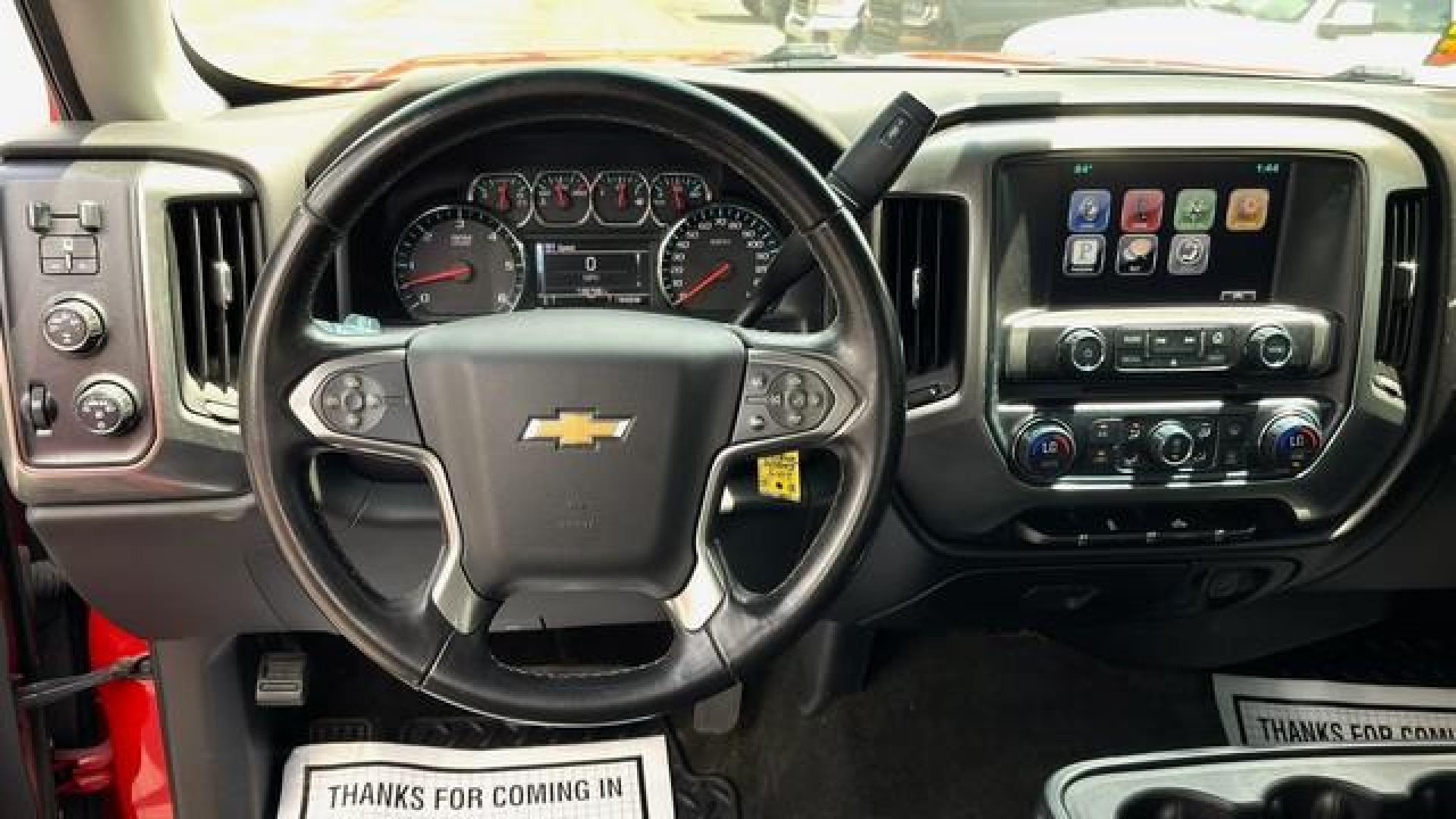 2015 RED CHEVROLET SILVERADO 1500 LT SILVERADO Z71 (3GCUKREC3FG) with an V8,5.3L(325 CID),OHV engine, AUTOMATIC transmission, located at 14600 Frazho Road, Warren, MI, 48089, (586) 776-3400, 42.485996, -82.974220 - Photo#10