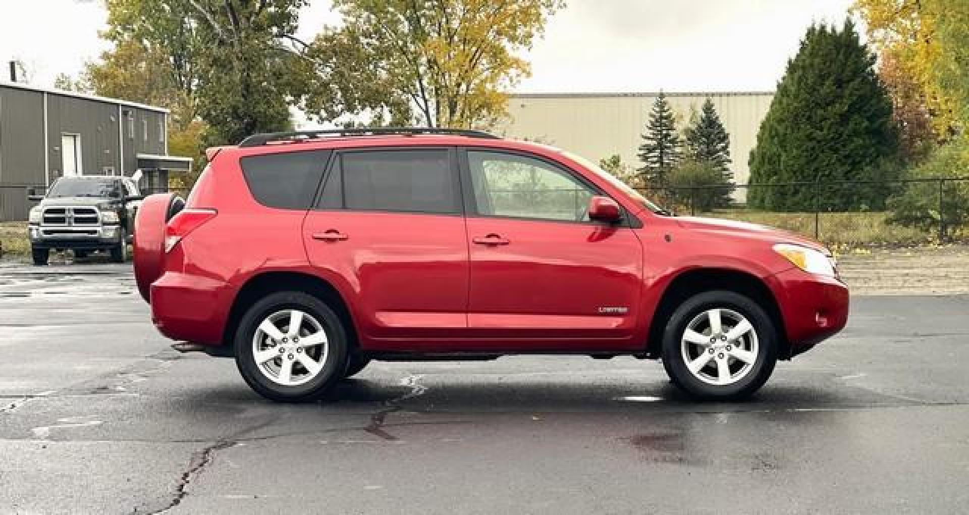 2007 RED TOYOTA RAV4 (JTMZD31V276) with an L4,2.4L(144 CID),DOHC engine, AUTOMATIC transmission, located at 14600 Frazho Road, Warren, MI, 48089, (586) 776-3400, 42.485996, -82.974220 - Photo#0