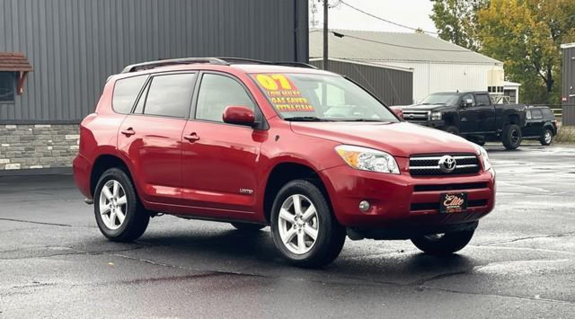 2007 RED TOYOTA RAV4 (JTMZD31V276) with an L4,2.4L(144 CID),DOHC engine, AUTOMATIC transmission, located at 14600 Frazho Road, Warren, MI, 48089, (586) 776-3400, 42.485996, -82.974220 - Photo#3