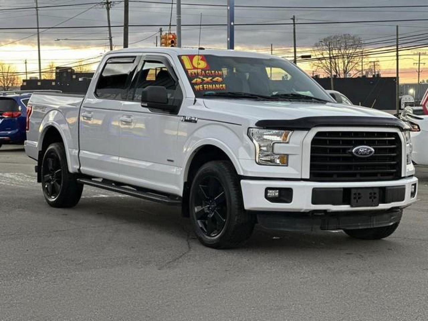 2016 OXFORD WHITE FORD F-150 (1FTEW1EPXGF) with an V6,2.7L(164 CID),DOHC engine, AUTOMATIC transmission, located at 14600 Frazho Road, Warren, MI, 48089, (586) 776-3400, 42.485996, -82.974220 - Photo#2