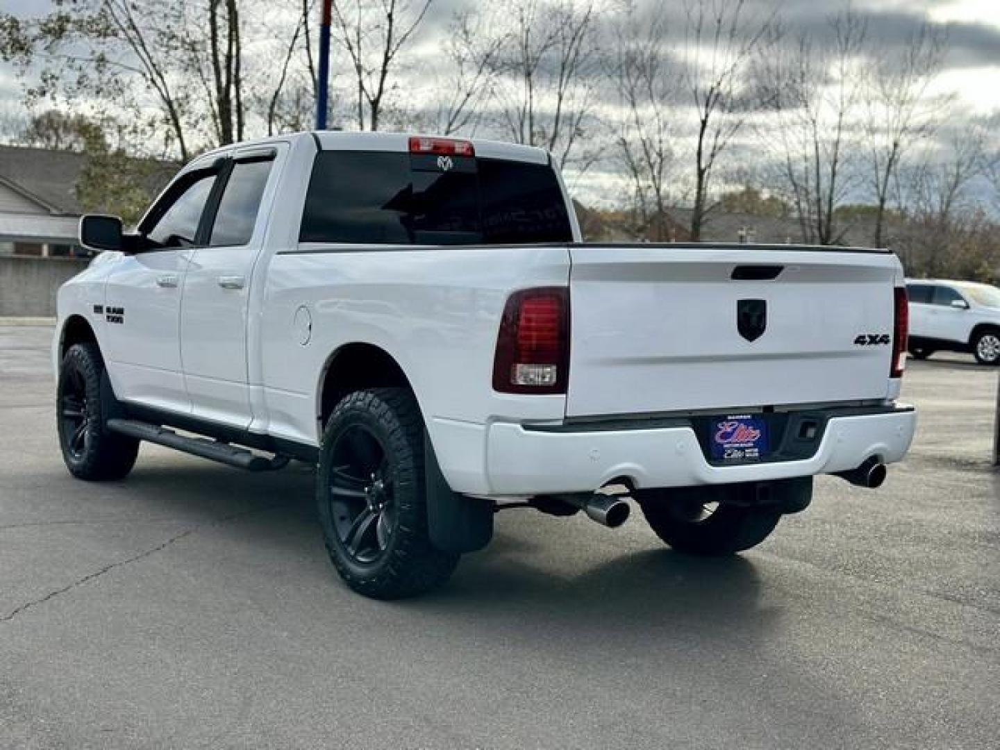 2014 WHITE RAM 1500 (1C6RR7HT5ES) with an V8,5.7L(345 CID),OHV engine, AUTOMATIC transmission, located at 14600 Frazho Road, Warren, MI, 48089, (586) 776-3400, 42.485996, -82.974220 - Photo#6