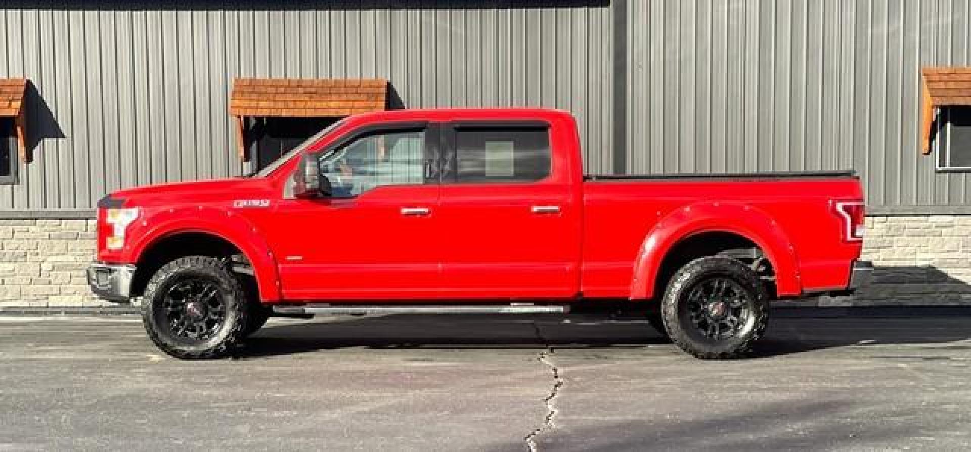 2015 RED FORD F-150 (1FTFW1EG5FK) with an V6,3.5L(213 CID),DOHC engine, AUTOMATIC transmission, located at 14600 Frazho Road, Warren, MI, 48089, (586) 776-3400, 42.485996, -82.974220 - Photo#2