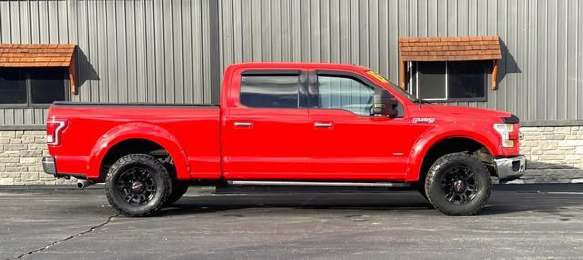 2015 RED FORD F-150 (1FTFW1EG5FK) with an V6,3.5L(213 CID),DOHC engine, AUTOMATIC transmission, located at 14600 Frazho Road, Warren, MI, 48089, (586) 776-3400, 42.485996, -82.974220 - Photo#4