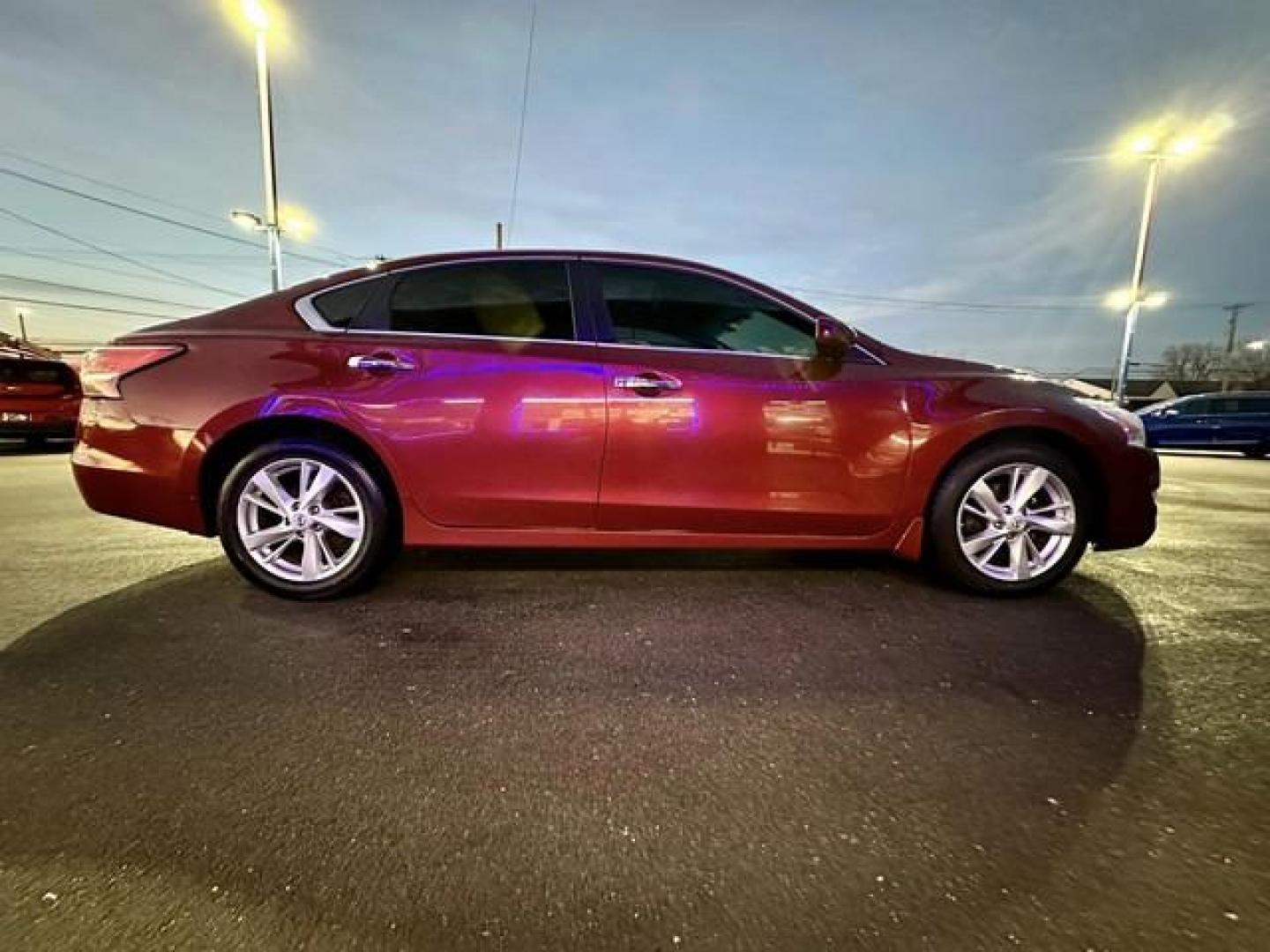 2014 RED NISSAN ALTIMA (1N4AL3AP6EN) with an L4,2.5L(152 CID),DOHC engine, AUTOMATIC transmission, located at 14600 Frazho Road, Warren, MI, 48089, (586) 776-3400, 42.485996, -82.974220 - Photo#3