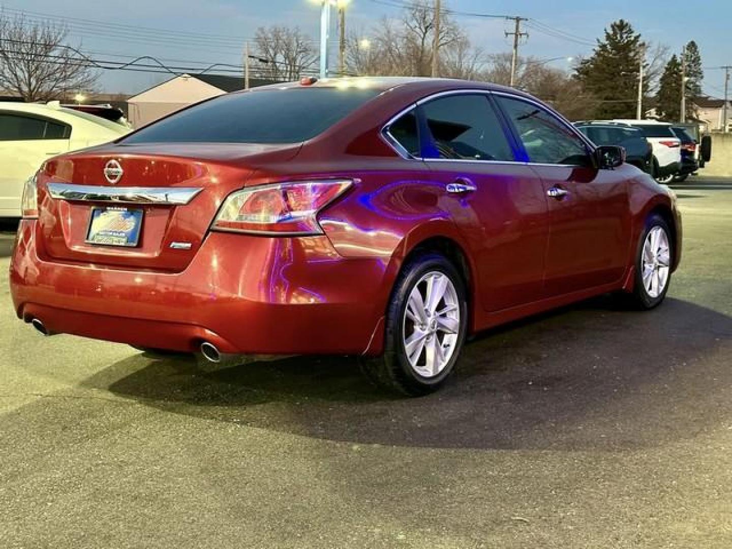 2014 RED NISSAN ALTIMA (1N4AL3AP6EN) with an L4,2.5L(152 CID),DOHC engine, AUTOMATIC transmission, located at 14600 Frazho Road, Warren, MI, 48089, (586) 776-3400, 42.485996, -82.974220 - Photo#4