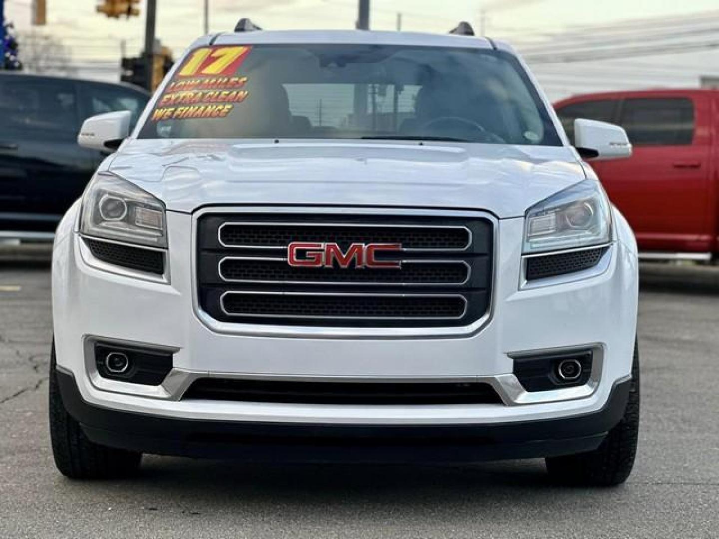 2017 WHITE GMC ACADIA LIMITED (1GKKRSKD4HJ) with an V6,3.6L(217 CID),DOHC engine, AUTOMATIC transmission, located at 14600 Frazho Road, Warren, MI, 48089, (586) 776-3400, 42.485996, -82.974220 - Photo#1