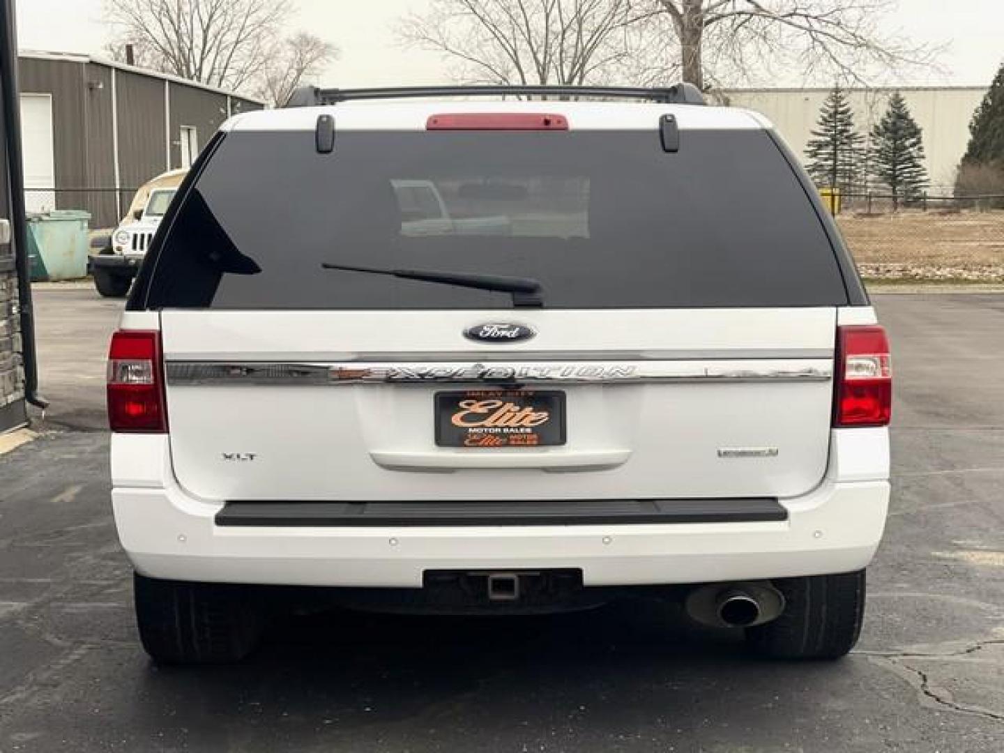 2016 OXFORD WHITE FORD EXPEDITION (1FMJU1JT7GE) with an V6,3.5L(213 CID),DOHC engine, AUTOMATIC transmission, located at 14600 Frazho Road, Warren, MI, 48089, (586) 776-3400, 42.485996, -82.974220 - Photo#6