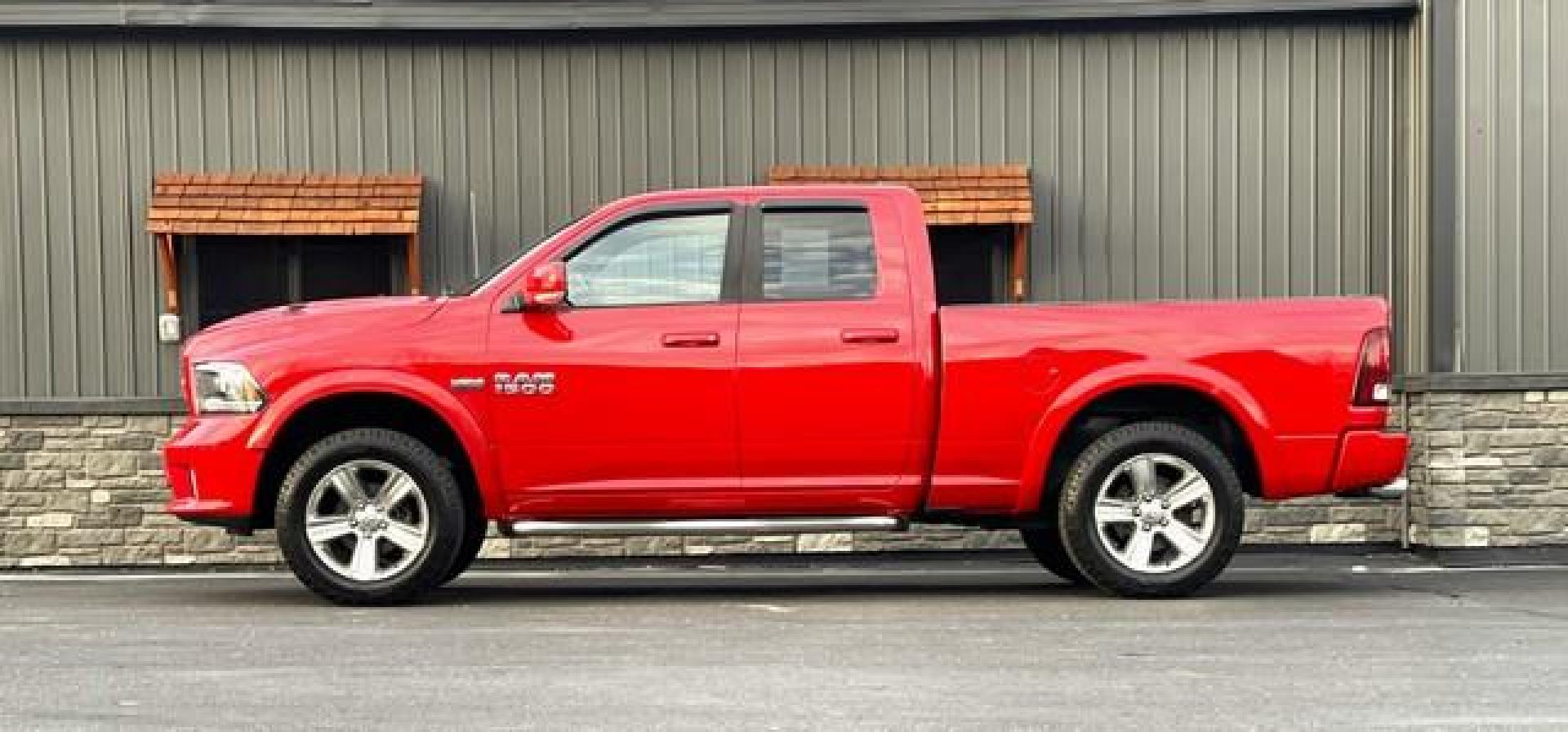 2013 RED RAM 1500 (1C6RR7HT9DS) with an V8,5.7L(345 CID),OHV engine, AUTOMATIC transmission, located at 14600 Frazho Road, Warren, MI, 48089, (586) 776-3400, 42.485996, -82.974220 - Photo#0