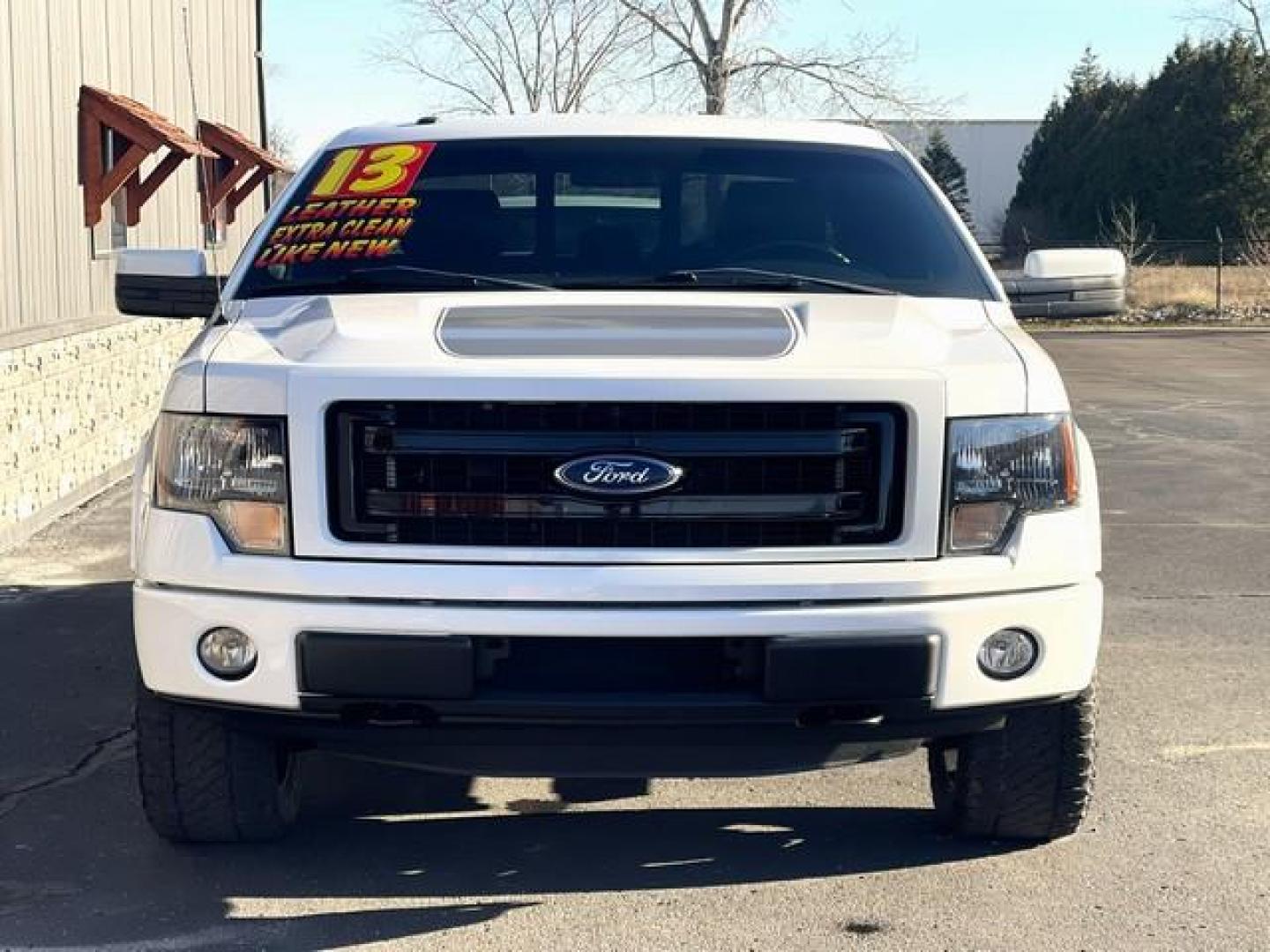 2013 WHITE FORD F-150 (1FTFW1EF4DF) with an V8,5.0L(302 CID),DOHC engine, AUTOMATIC transmission, located at 14600 Frazho Road, Warren, MI, 48089, (586) 776-3400, 42.485996, -82.974220 - Photo#4