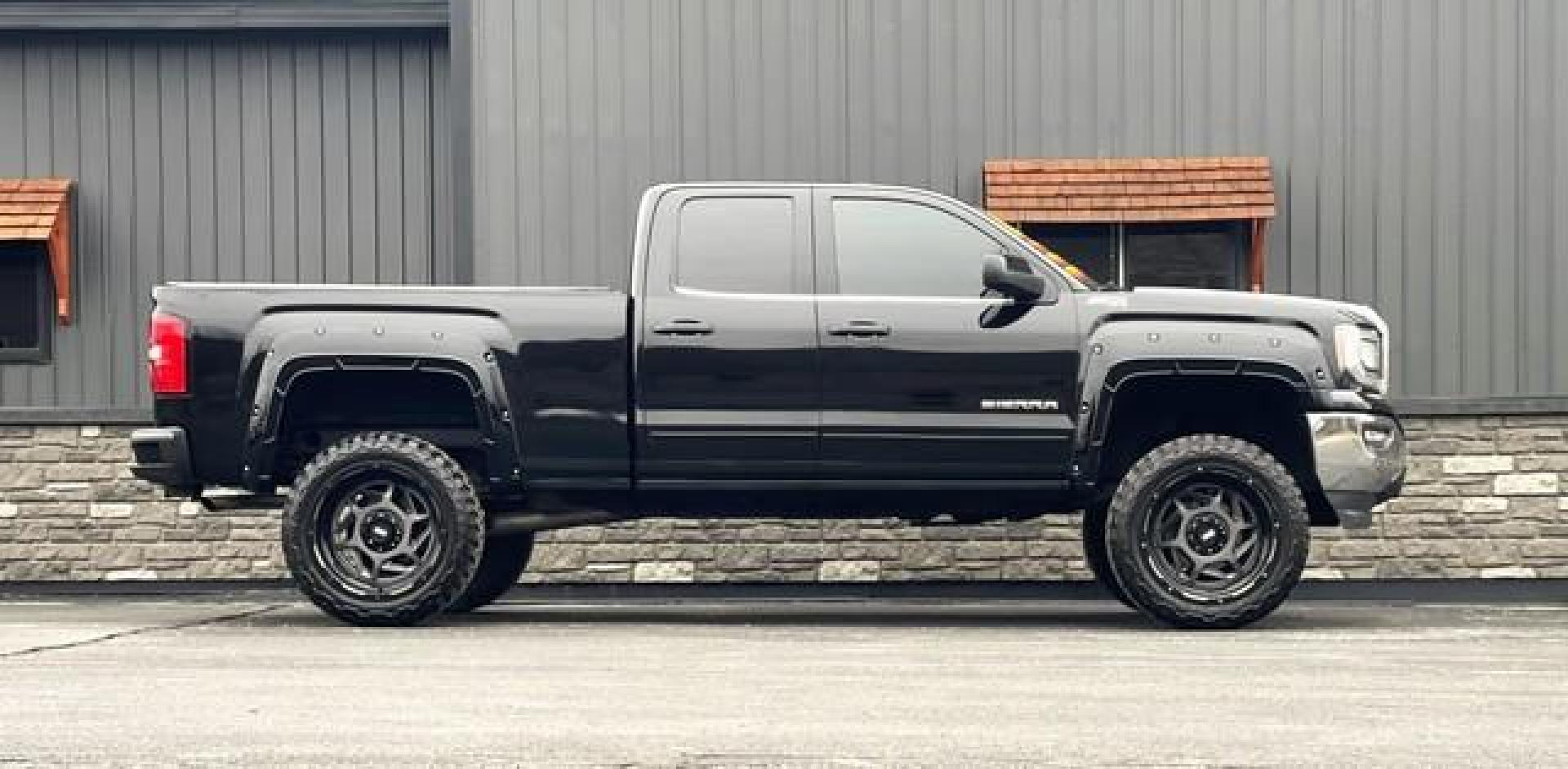 2016 BLACK GMC SIERRA 1500 (1GTV2MEC8GZ) with an V8,5.3L(325 CID),OHV engine, AUTOMATIC transmission, located at 14600 Frazho Road, Warren, MI, 48089, (586) 776-3400, 42.485996, -82.974220 - Photo#4