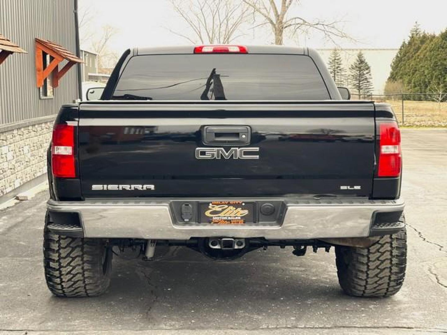 2016 BLACK GMC SIERRA 1500 (1GTV2MEC8GZ) with an V8,5.3L(325 CID),OHV engine, AUTOMATIC transmission, located at 14600 Frazho Road, Warren, MI, 48089, (586) 776-3400, 42.485996, -82.974220 - Photo#5