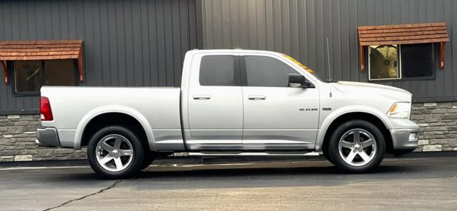 2012 SILVER RAM 1500 SLT (1C6RD7GT8CS) with an V8,5.7L(345 CID),OHV engine, AUTOMATIC transmission, located at 14600 Frazho Road, Warren, MI, 48089, (586) 776-3400, 42.485996, -82.974220 - Photo#0