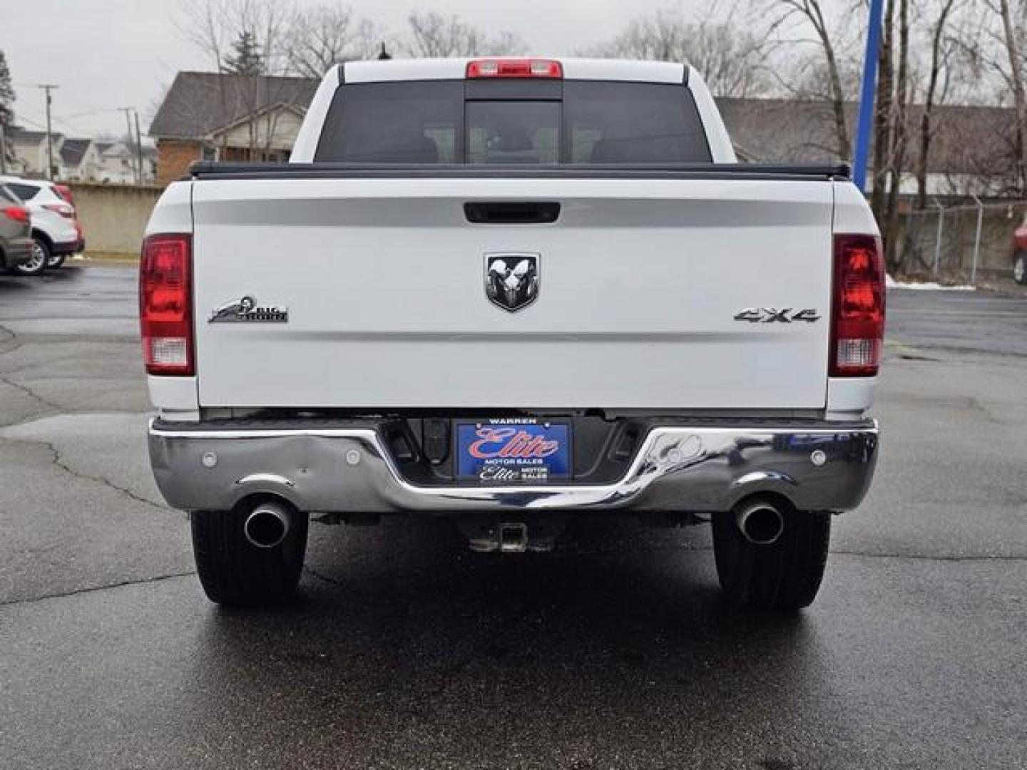 2016 WHITE RAM 1500 (1C6RR7LT0GS) with an V8,5.7L(345 CID),OHV engine, AUTOMATIC transmission, located at 14600 Frazho Road, Warren, MI, 48089, (586) 776-3400, 42.485996, -82.974220 - Photo#5