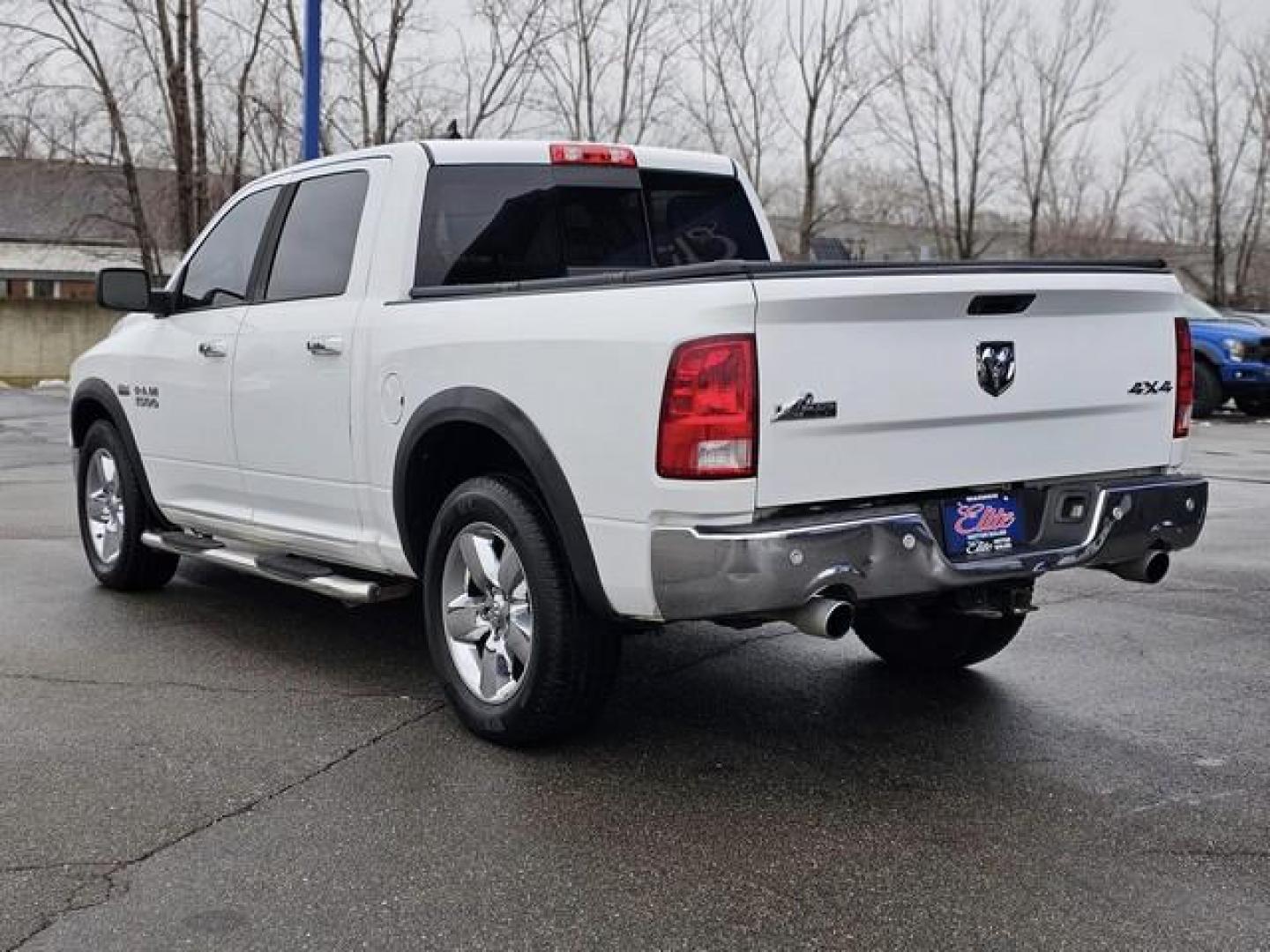 2016 WHITE RAM 1500 (1C6RR7LT0GS) with an V8,5.7L(345 CID),OHV engine, AUTOMATIC transmission, located at 14600 Frazho Road, Warren, MI, 48089, (586) 776-3400, 42.485996, -82.974220 - Photo#6