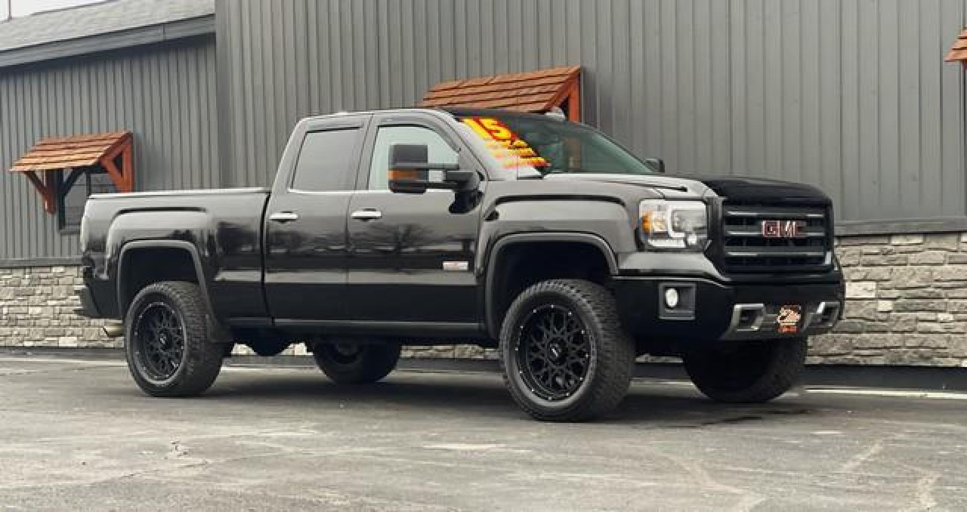 2015 BLACK GMC SIERRA 1500 (1GTV2VEC3FZ) with an V8,5.3L(325 CID),OHV engine, AUTOMATIC transmission, located at 14600 Frazho Road, Warren, MI, 48089, (586) 776-3400, 42.485996, -82.974220 - Photo#2