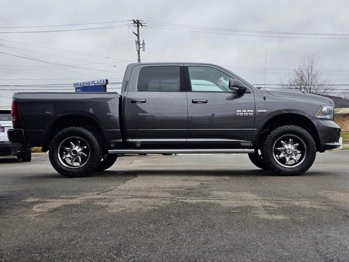 2016 GRAY RAM 1500 (1C6RR7MT4GS) with an V8,5.7L(345 CID),OHV engine, AUTOMATIC transmission, located at 14600 Frazho Road, Warren, MI, 48089, (586) 776-3400, 42.485996, -82.974220 - Photo#3