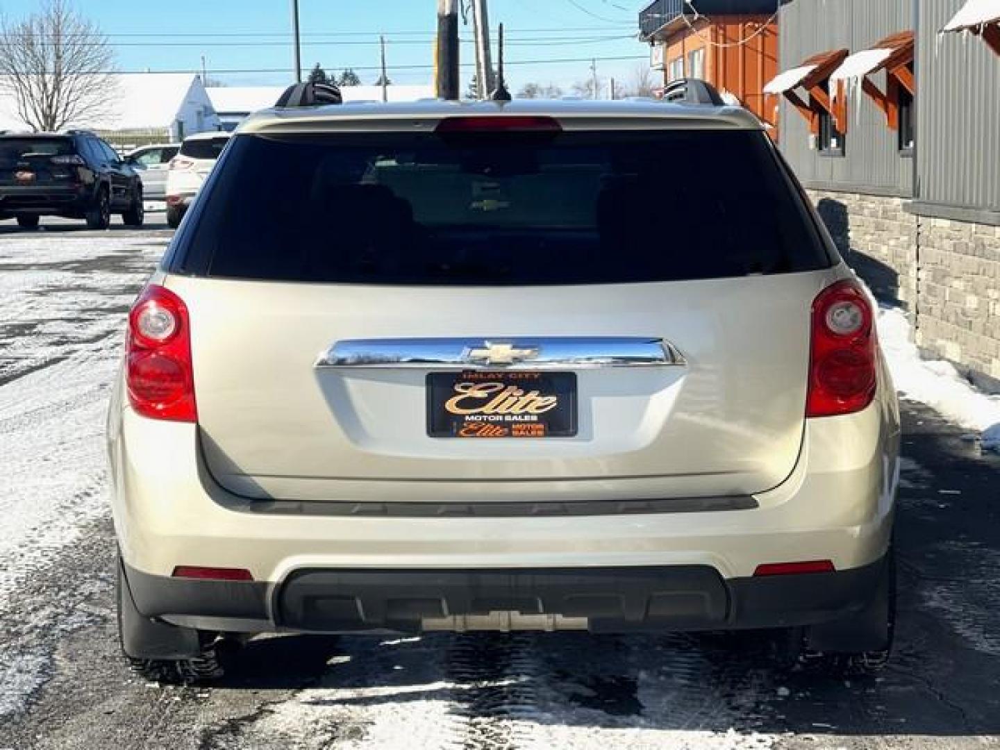 2013 PEWTER CHEVROLET EQUINOX (2GNALPEK3D6) with an L4,2.4L(145 CID),DOHC engine, AUTOMATIC transmission, located at 14600 Frazho Road, Warren, MI, 48089, (586) 776-3400, 42.485996, -82.974220 - Photo#6