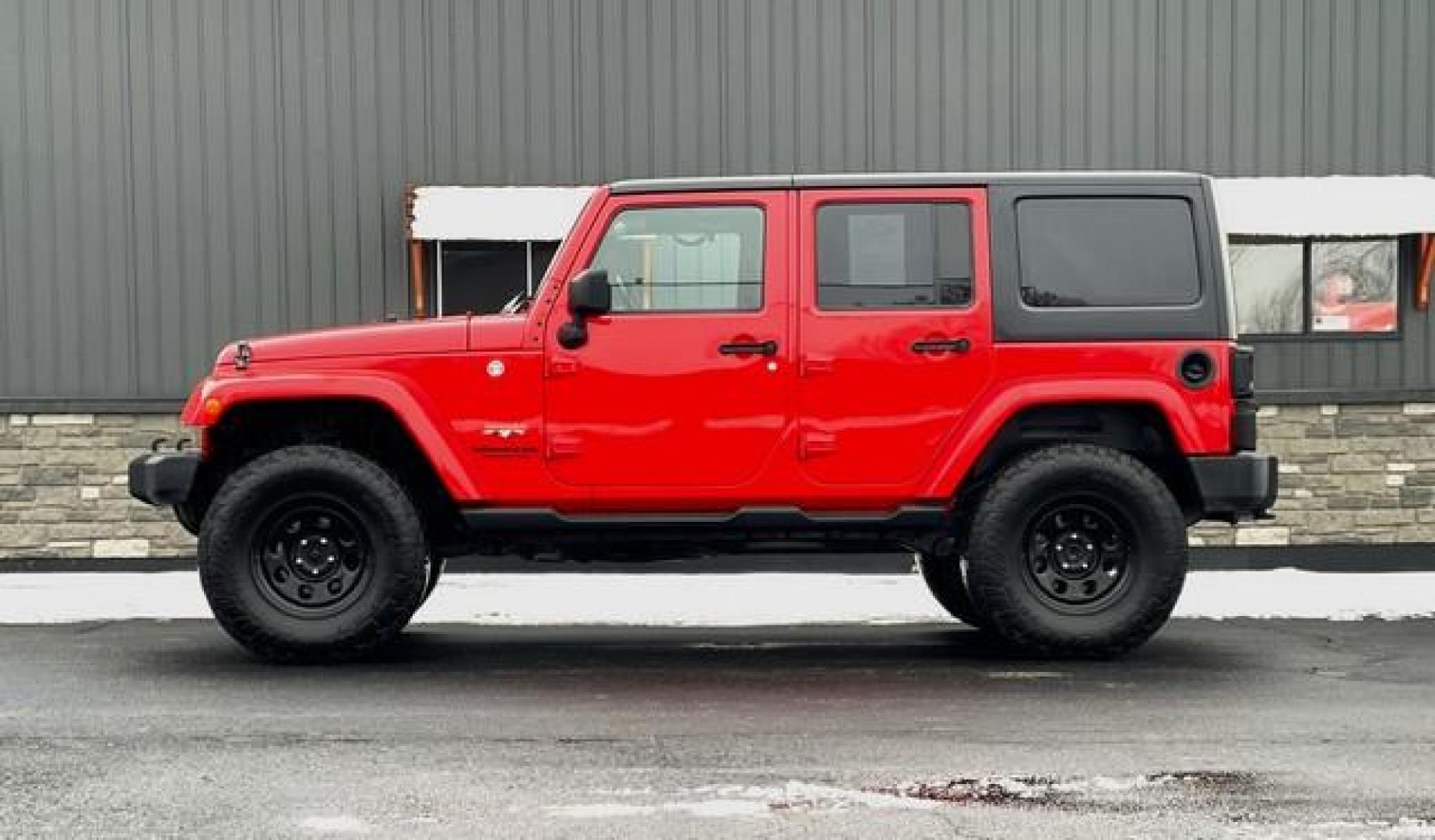 2016 RED JEEP WRANGLER (1C4BJWEG3GL) with an V6,3.6L(220 CID),DOHC engine, AUTOMATIC transmission, located at 14600 Frazho Road, Warren, MI, 48089, (586) 776-3400, 42.485996, -82.974220 - Photo#1