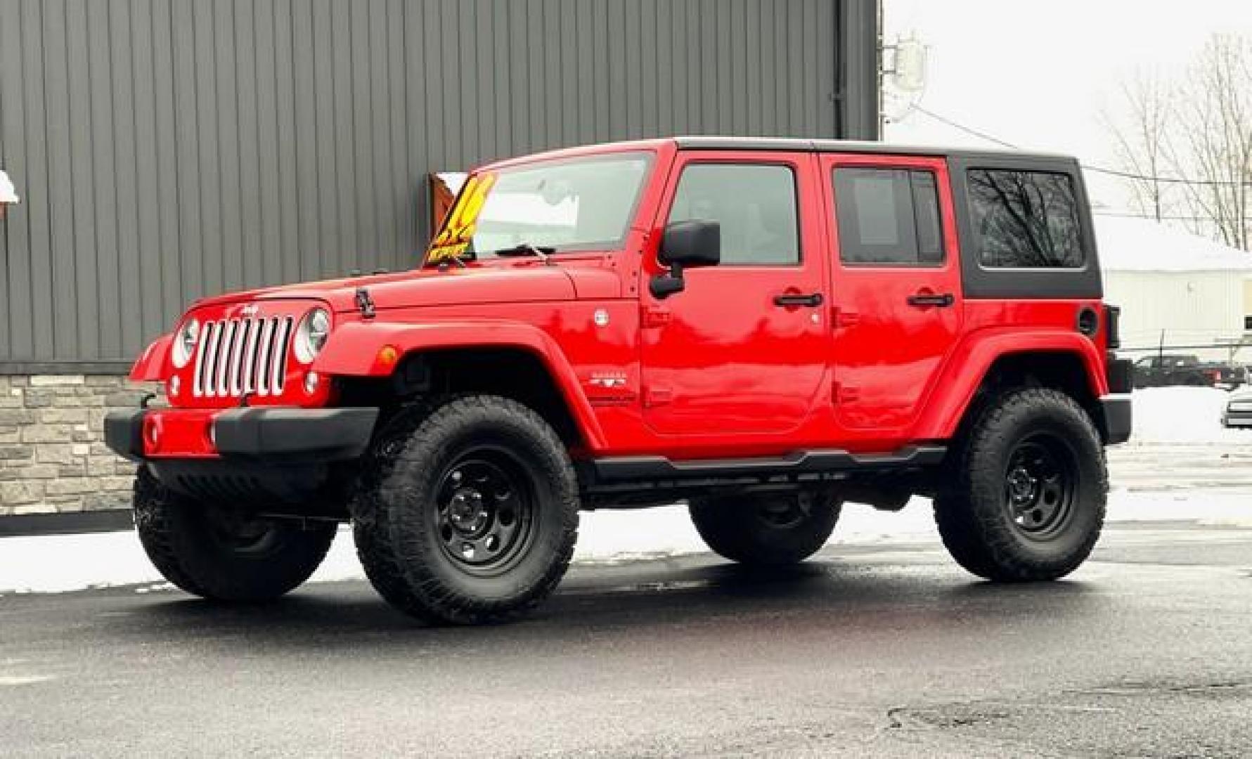 2016 RED JEEP WRANGLER (1C4BJWEG3GL) with an V6,3.6L(220 CID),DOHC engine, AUTOMATIC transmission, located at 14600 Frazho Road, Warren, MI, 48089, (586) 776-3400, 42.485996, -82.974220 - Photo#2